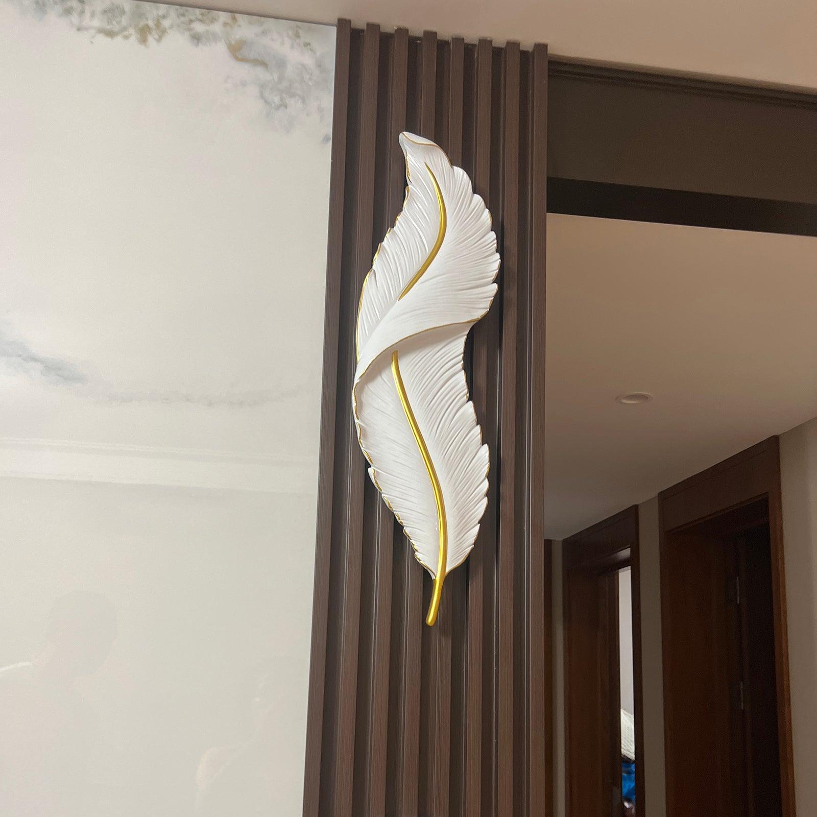 Arvess Individual Creativity Feather Resin Wall Lamp-Neutral Decor