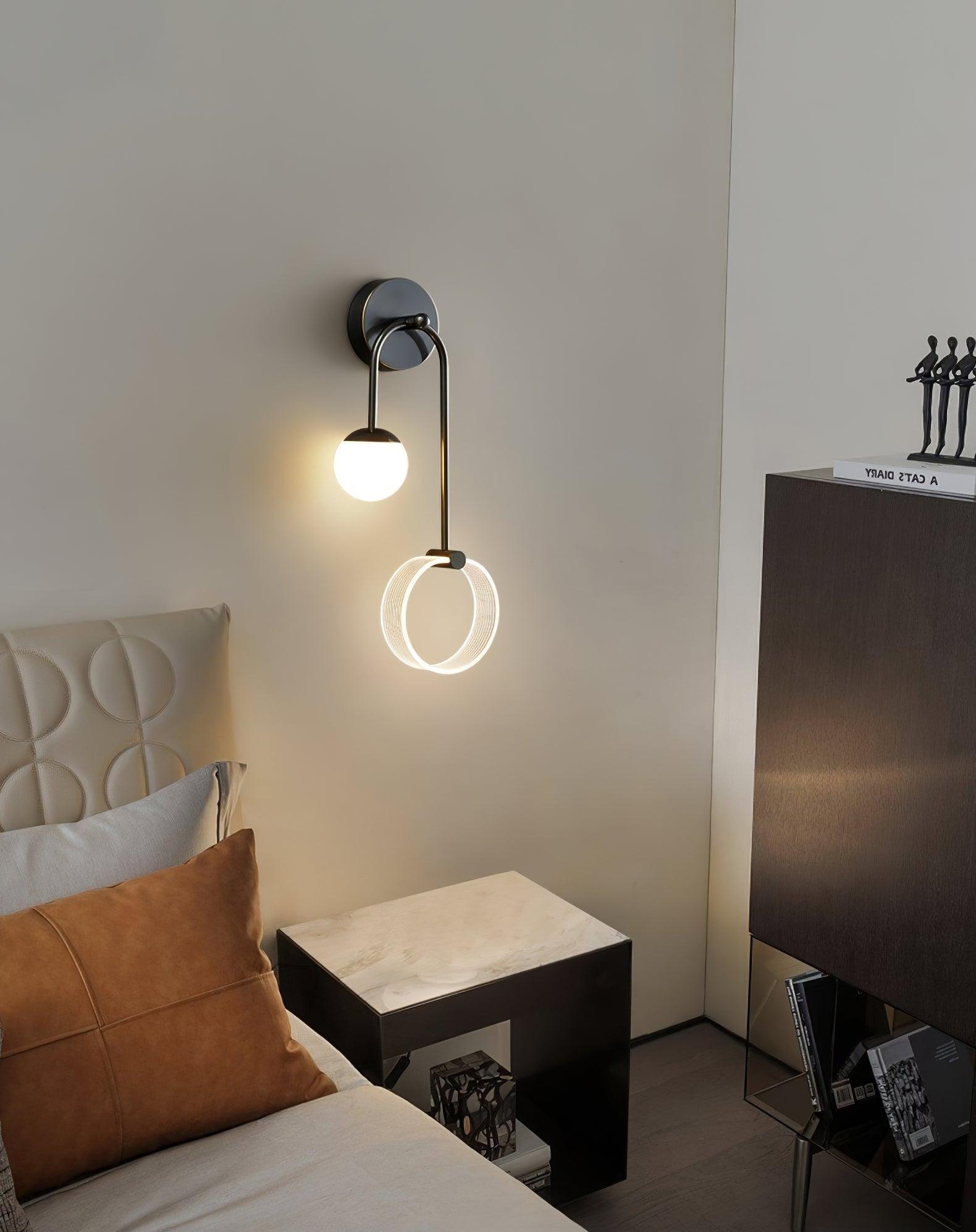 Warren Modern Minimalist LED Brass Wall Light-Neutral Decor