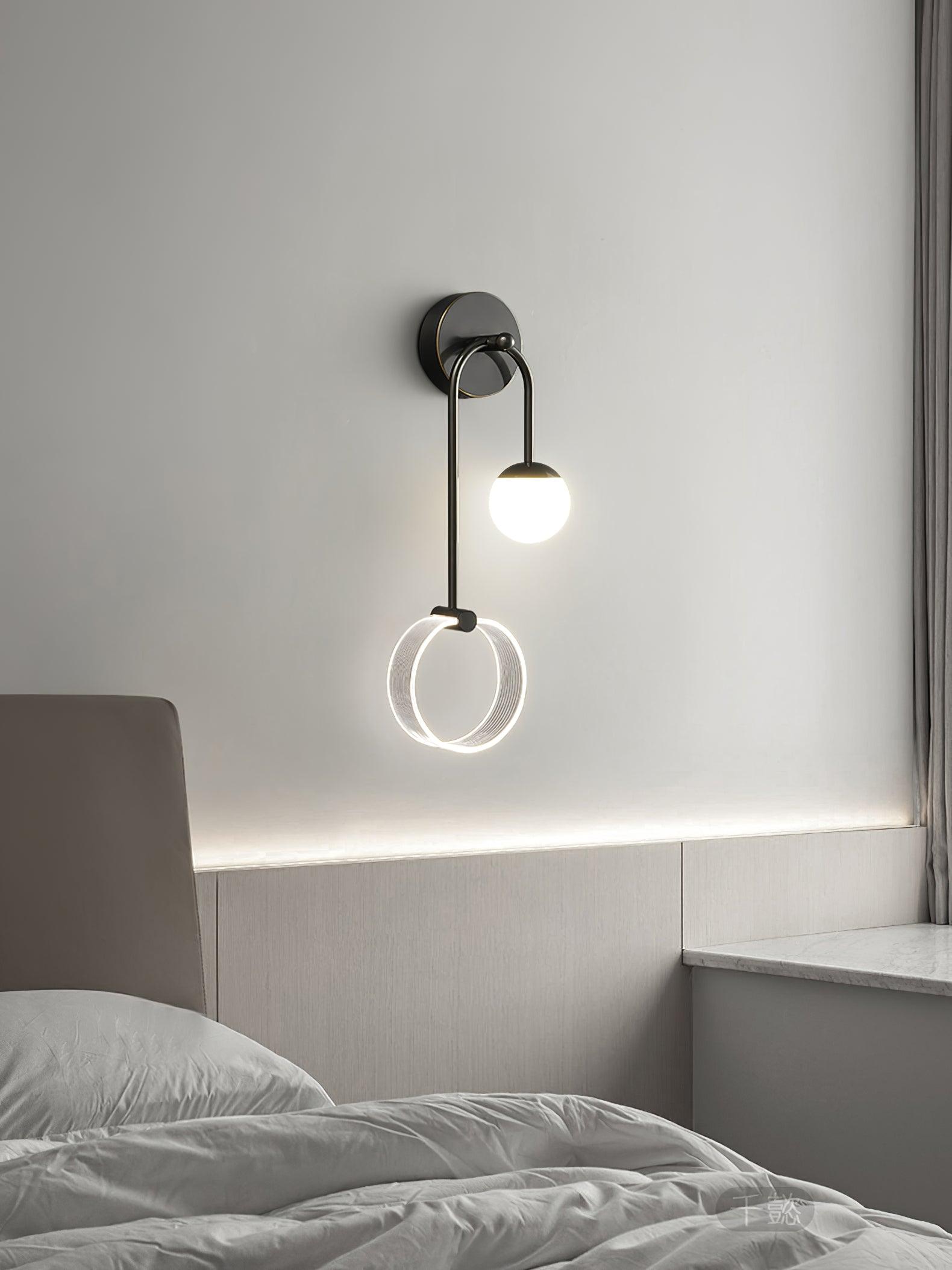 Warren Modern Minimalist LED Brass Wall Light-Neutral Decor