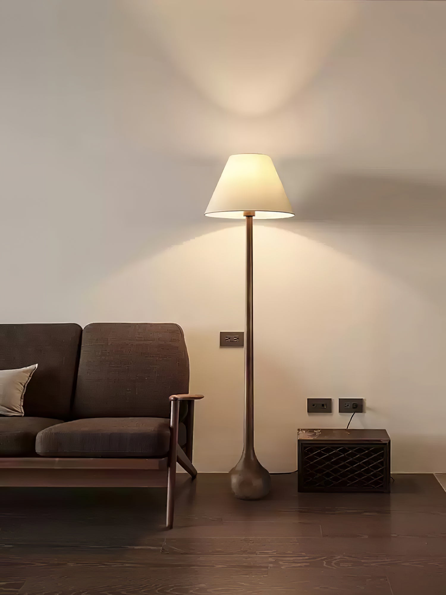 Zeraeos Organic Wooden Floor Lamp-Neutral Decor