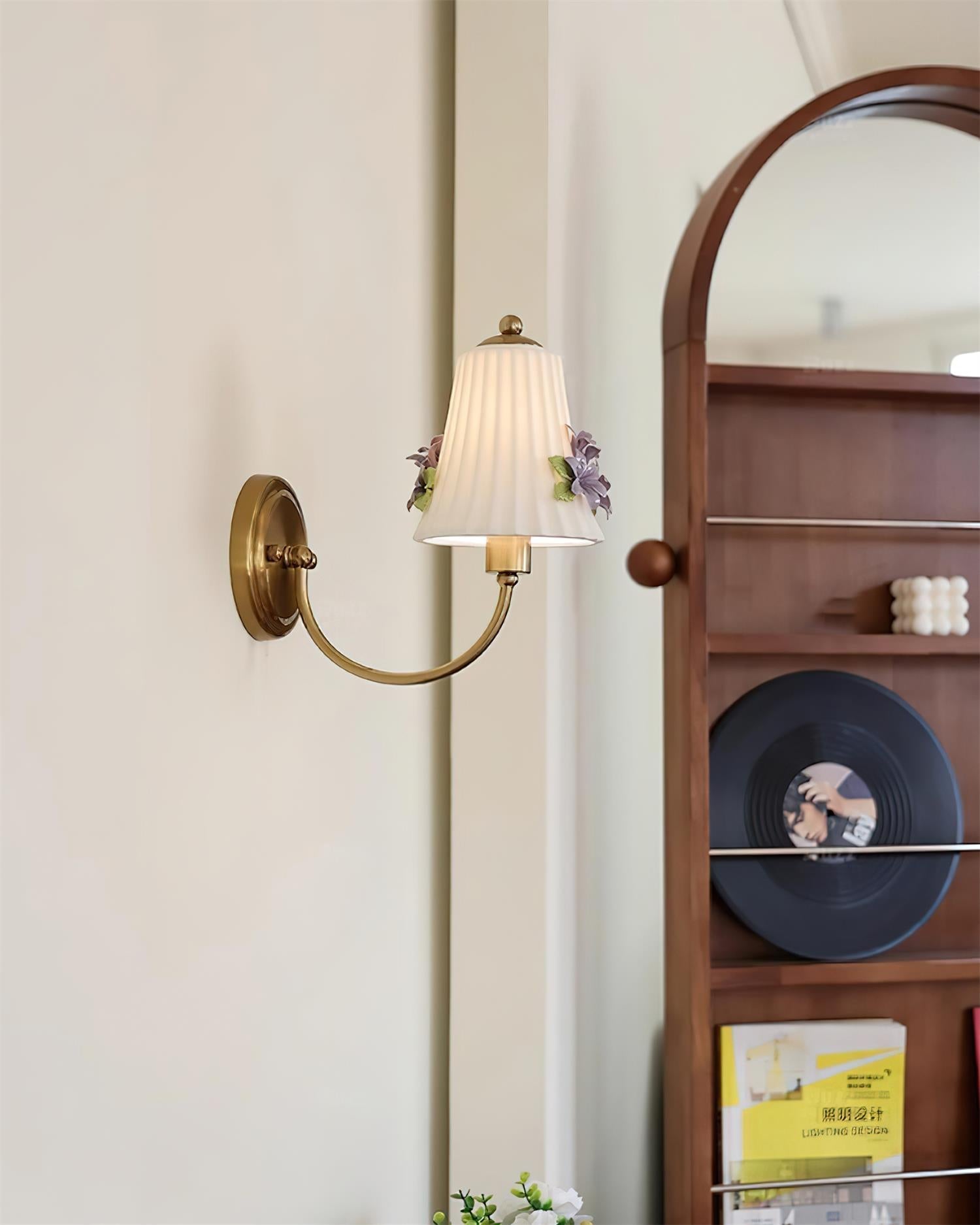 Violetta Wall Lamp