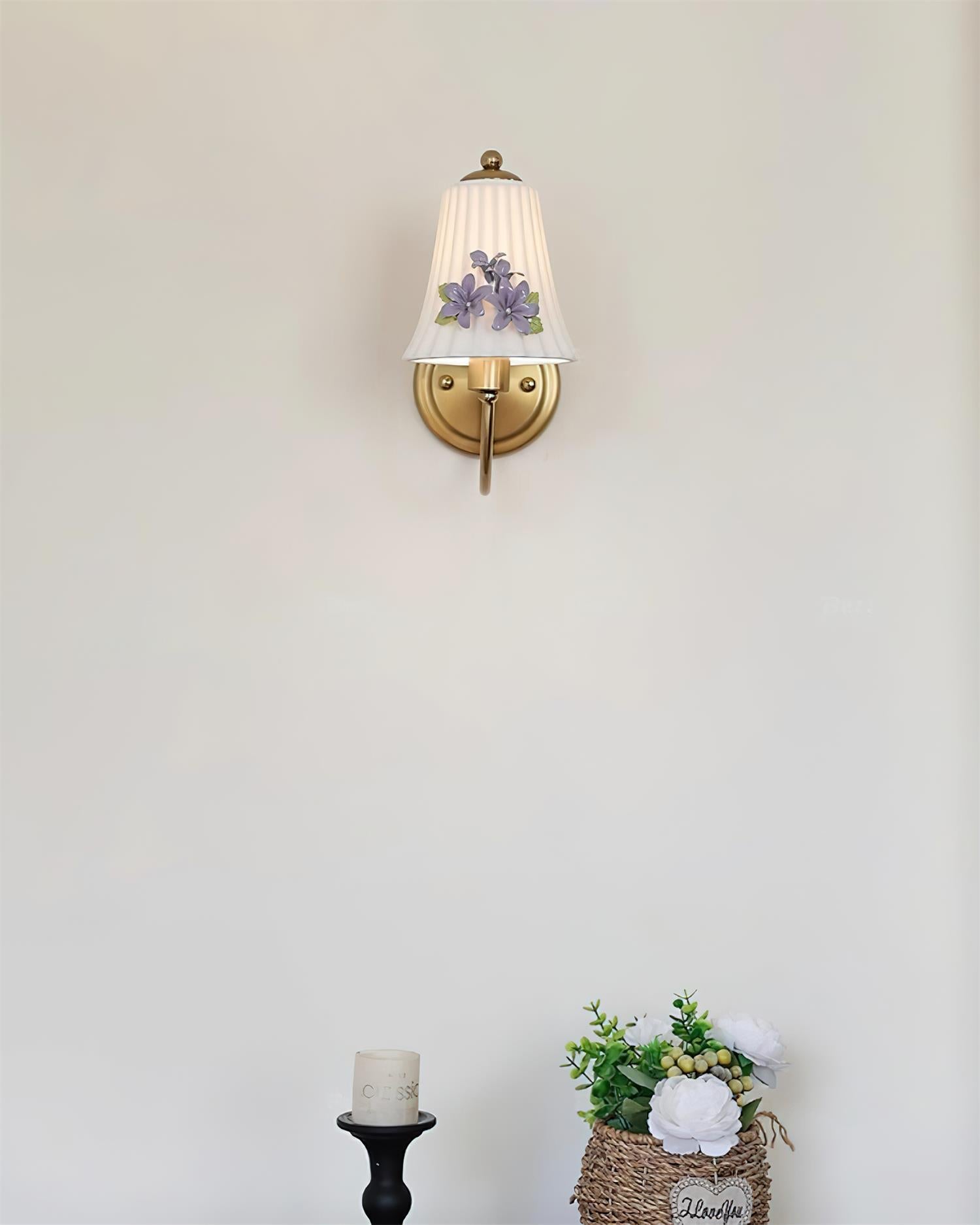 Violetta Wall Lamp