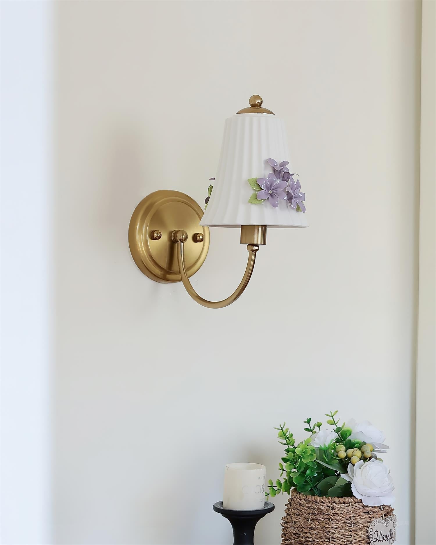 Violetta Wall Lamp