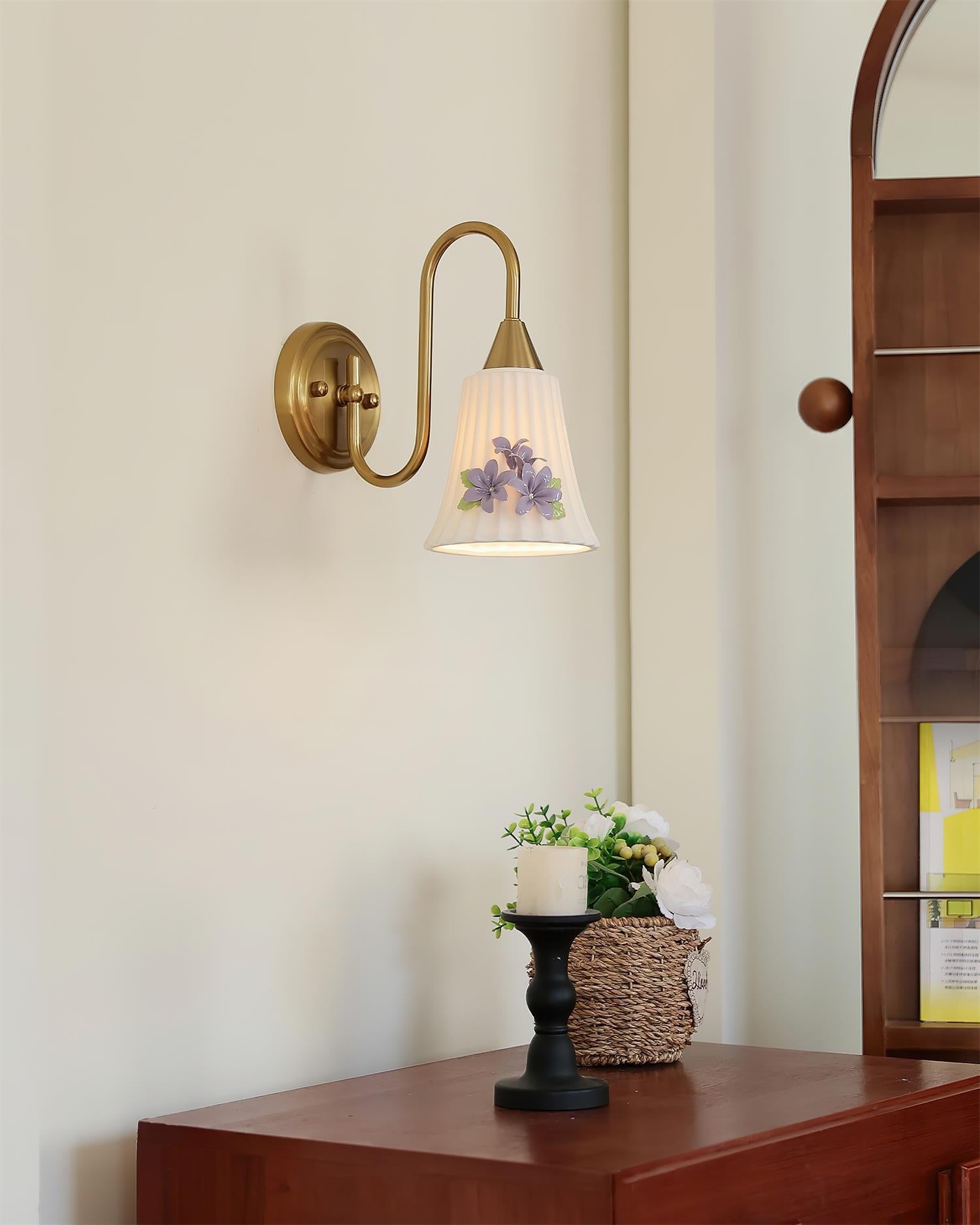 Violetta Wall Lamp
