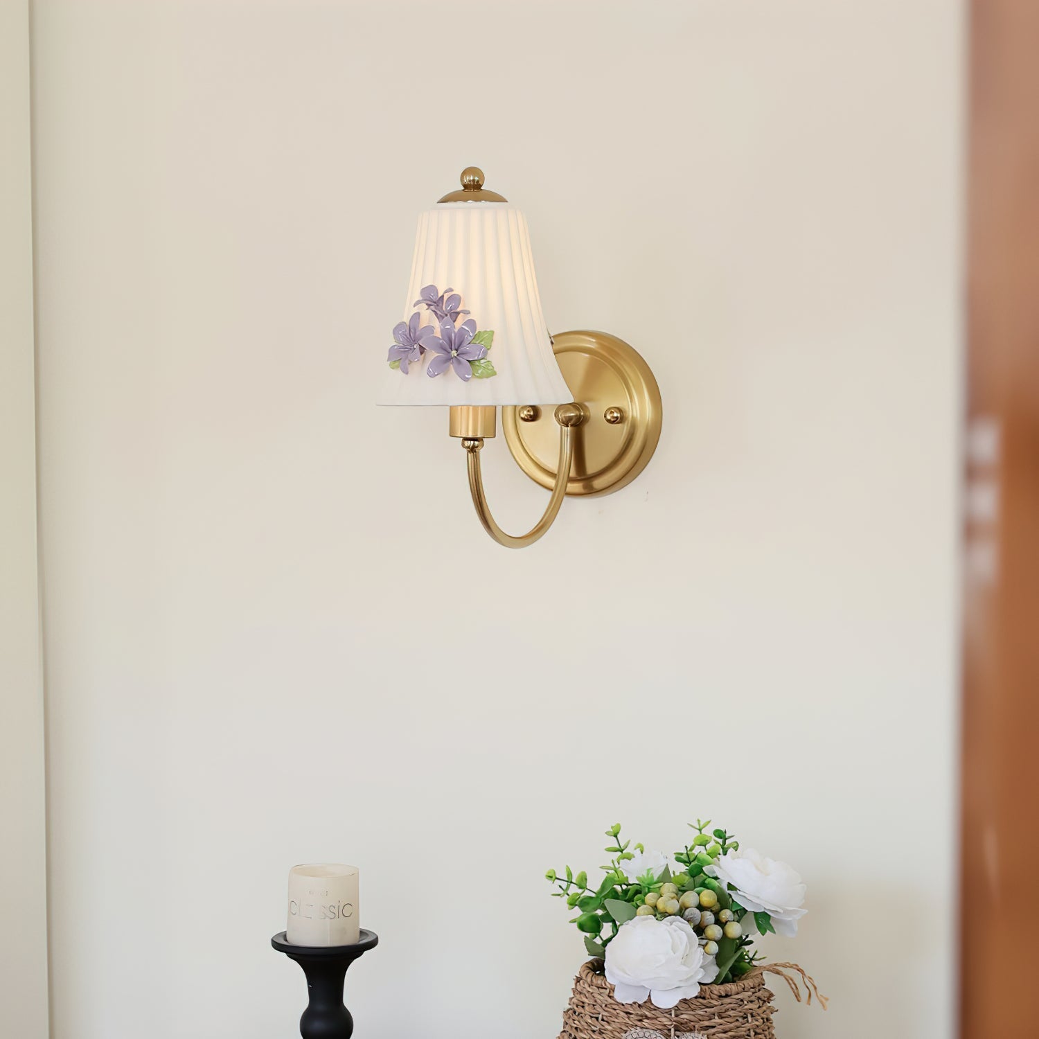 Violetta Wall Lamp
