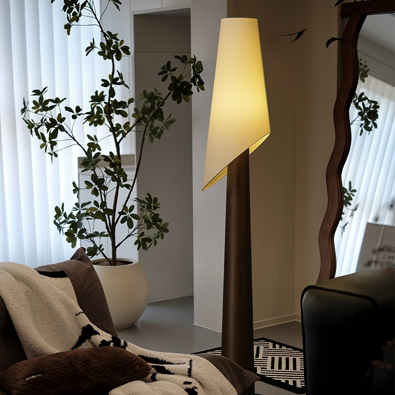 Curven Wood Marble Floor Lamp-Neutral Decor