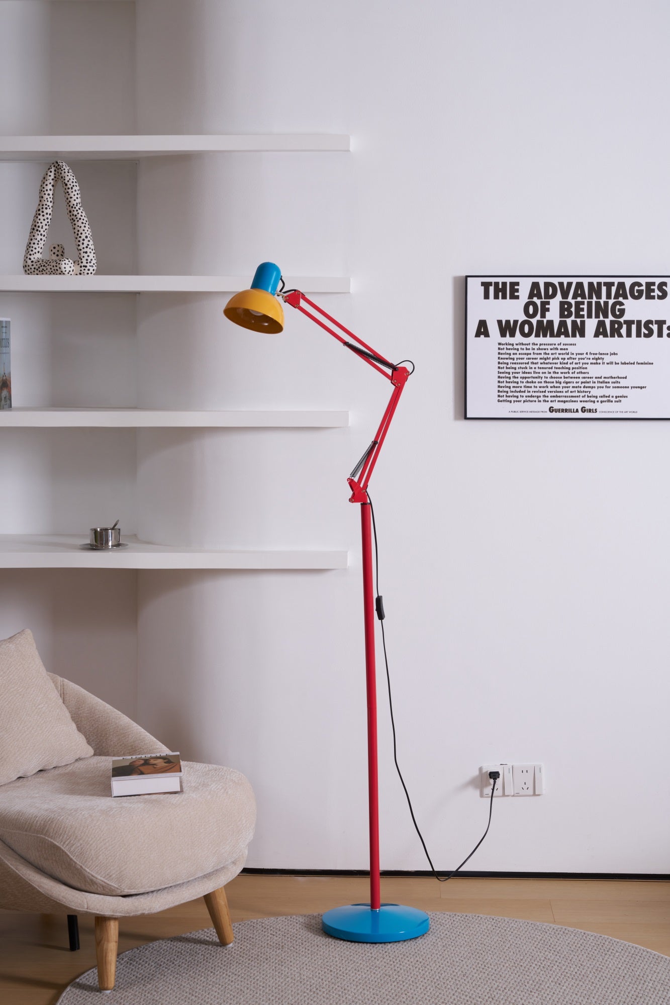Idoren Playful Floor Lamp-Neutral Decor