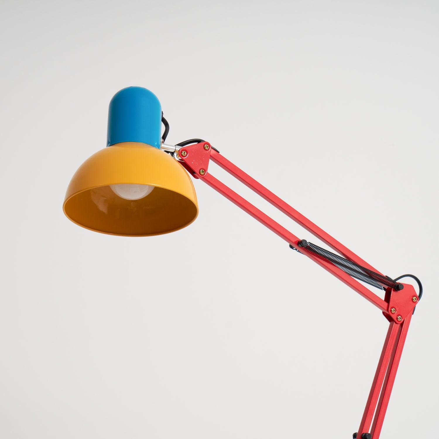 Idoren Playful Floor Lamp-Neutral Decor