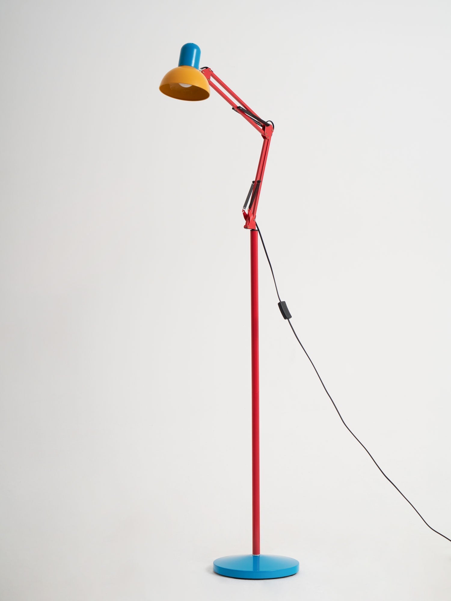 Idoren Playful Floor Lamp-Neutral Decor