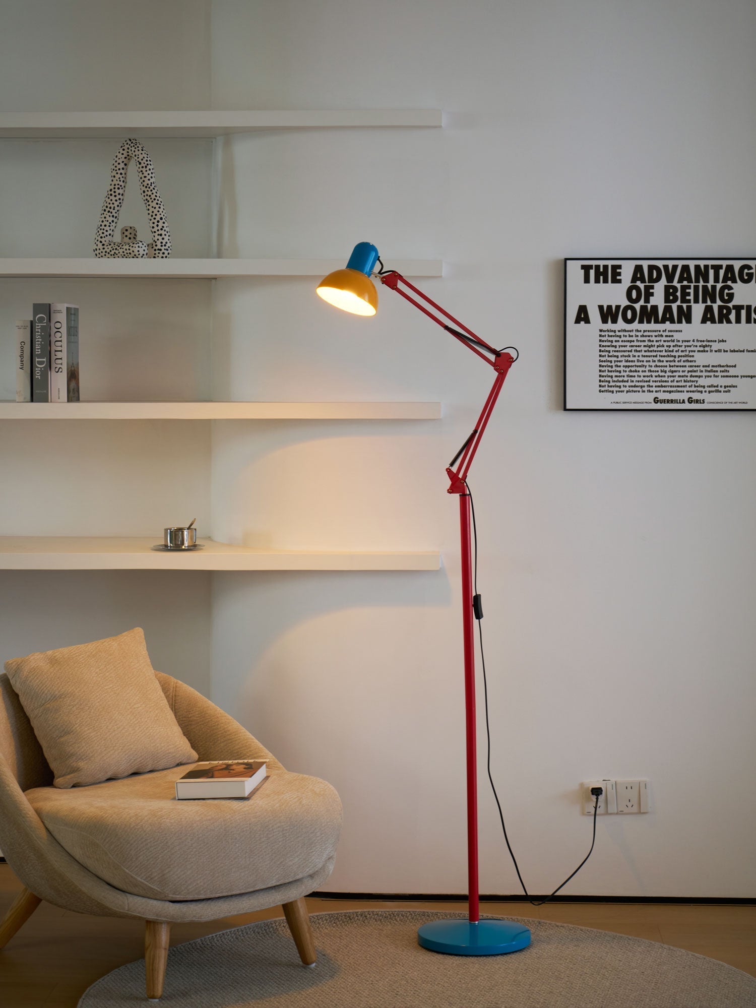 Idoren Playful Floor Lamp-Neutral Decor