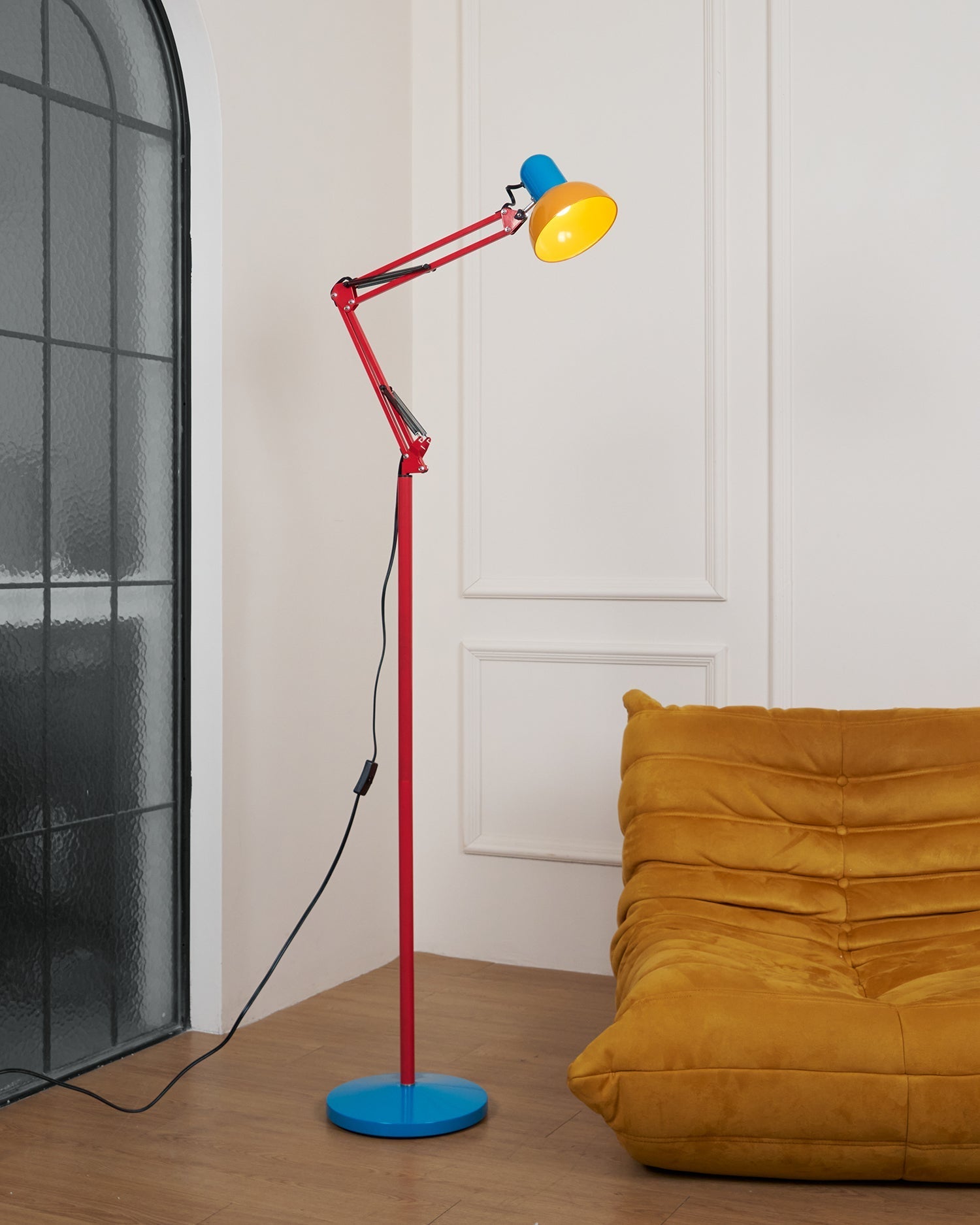 Idoren Playful Floor Lamp-Neutral Decor