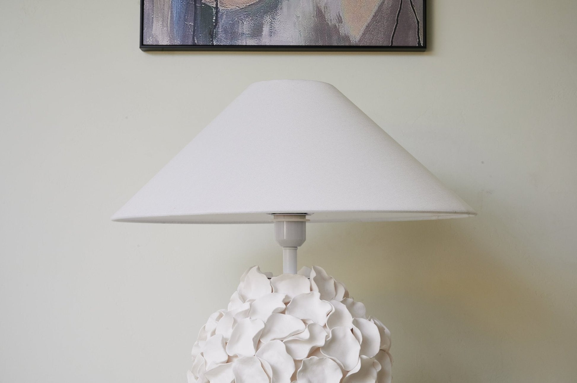 Eleanor Modern Ceramics Table Lamp-Neutral Decor
