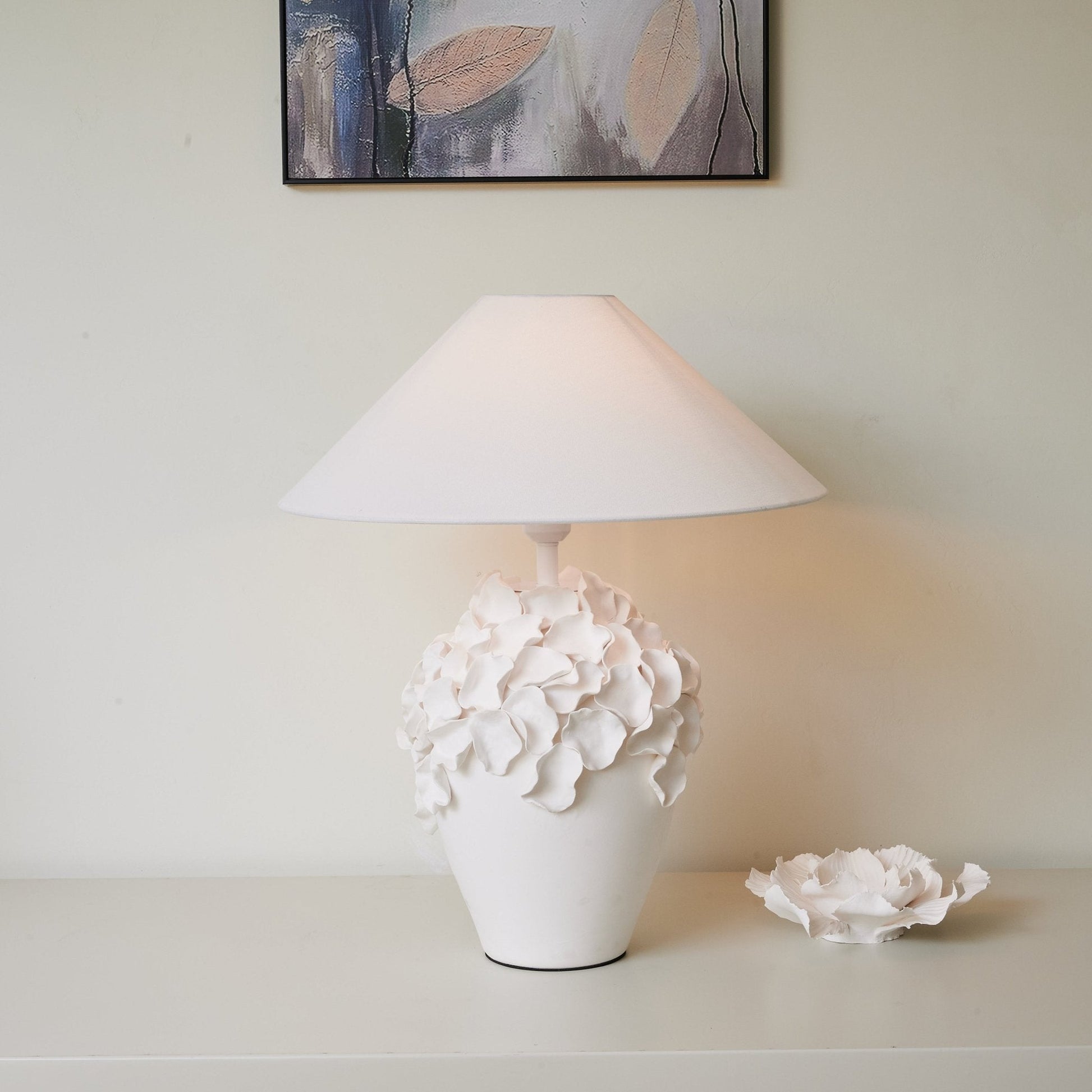 Eleanor Modern Ceramics Table Lamp-Neutral Decor