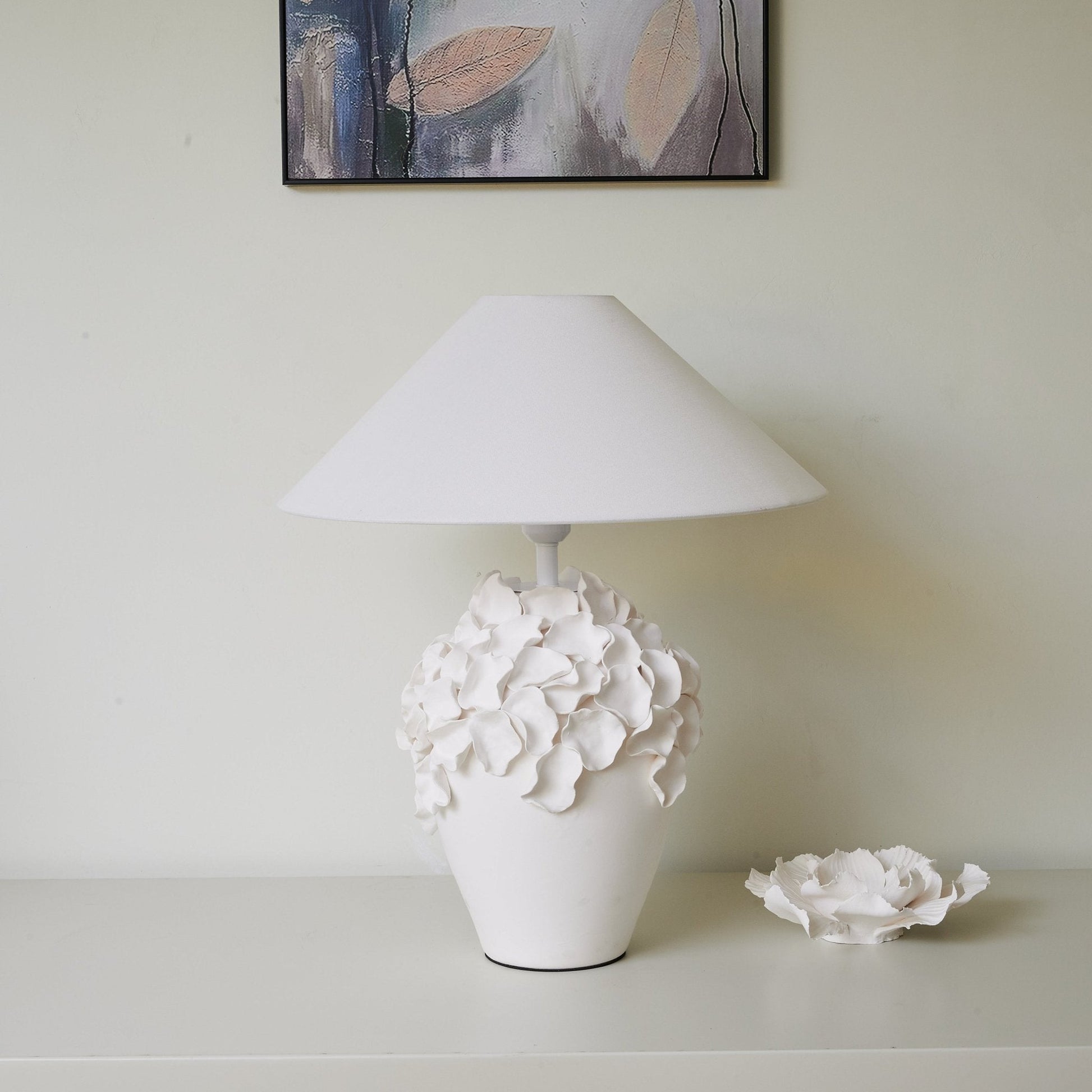 Eleanor Modern Ceramics Table Lamp-Neutral Decor