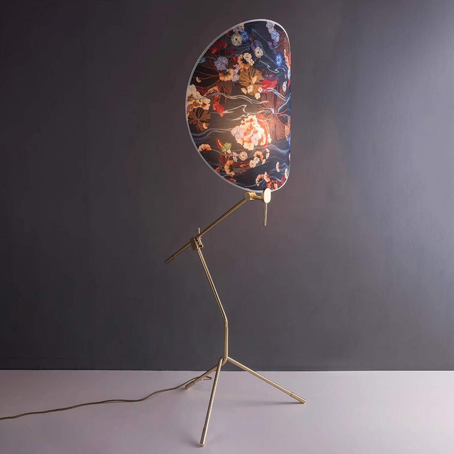 Unexin Brass Floor Lamp-Neutral Decor