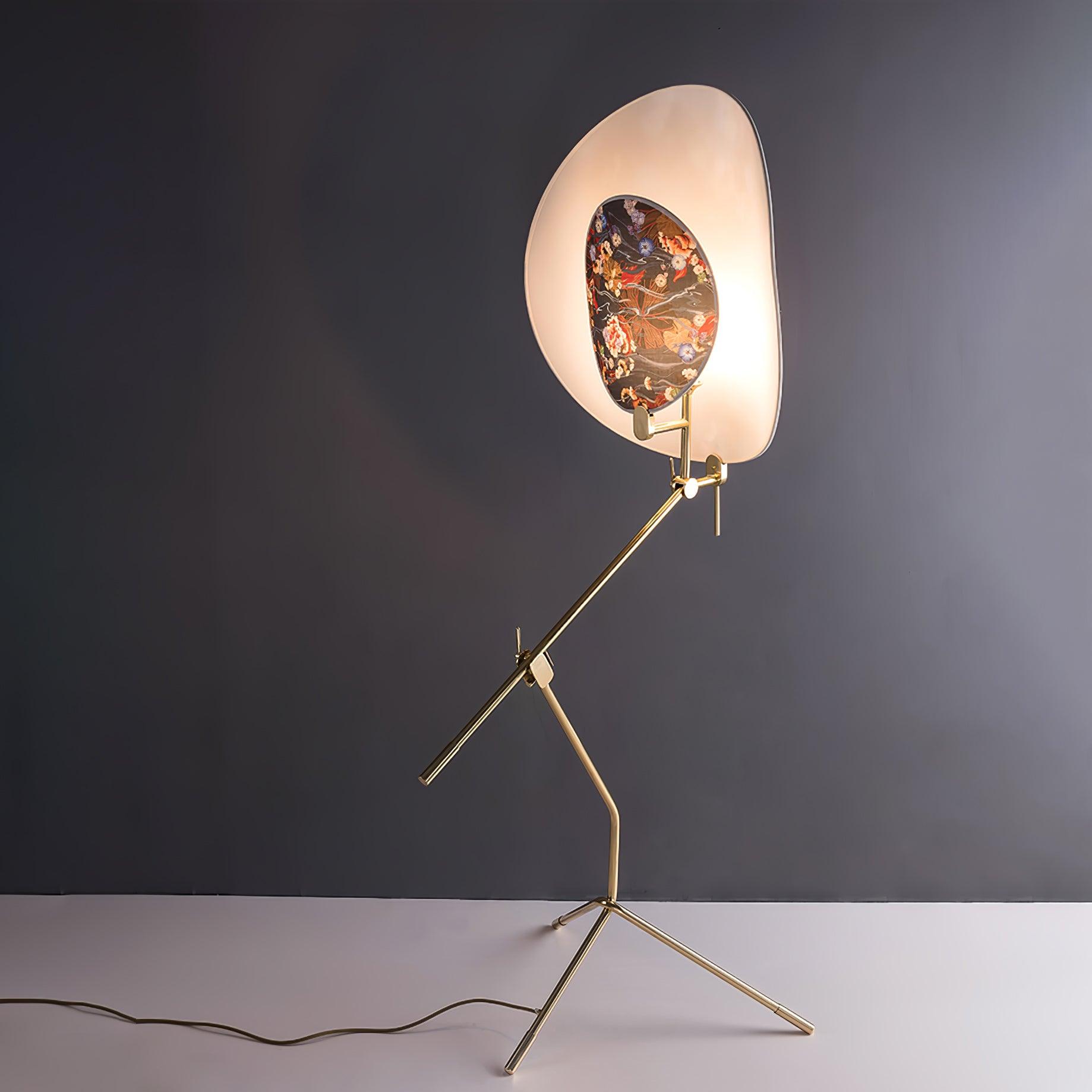 Unexin Brass Floor Lamp-Neutral Decor