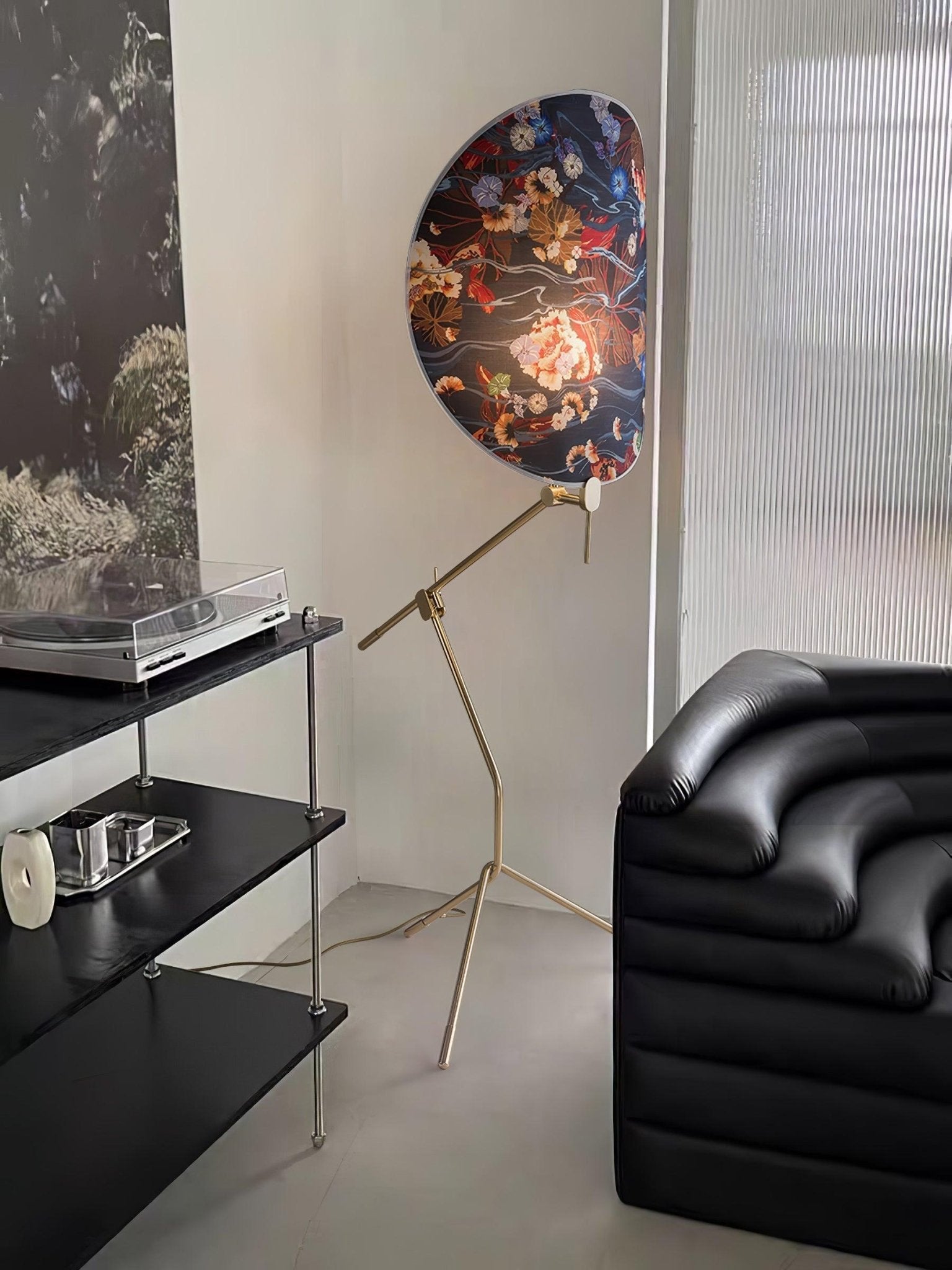 Unexin Brass Floor Lamp-Neutral Decor