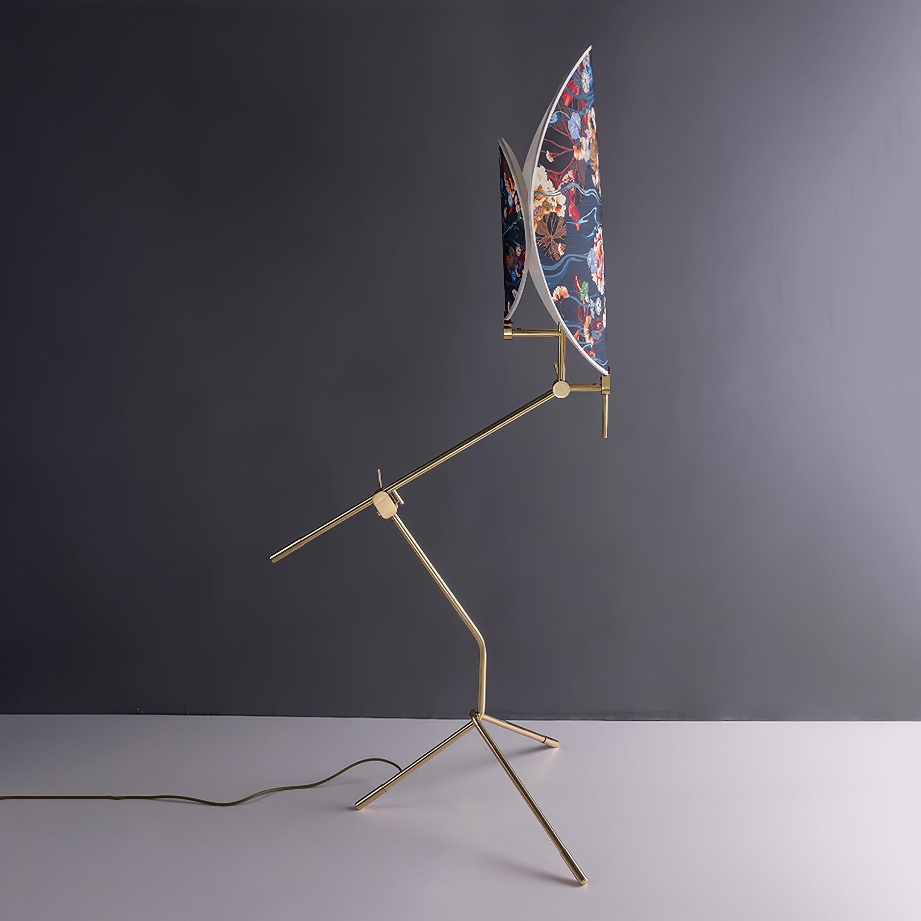 Unexin Brass Floor Lamp-Neutral Decor