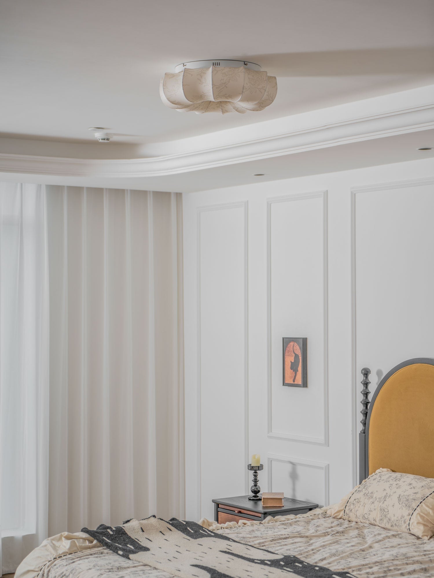 Vivaria Premium Nordic Art Wood Fabric Ceiling Light-Neutral Decor