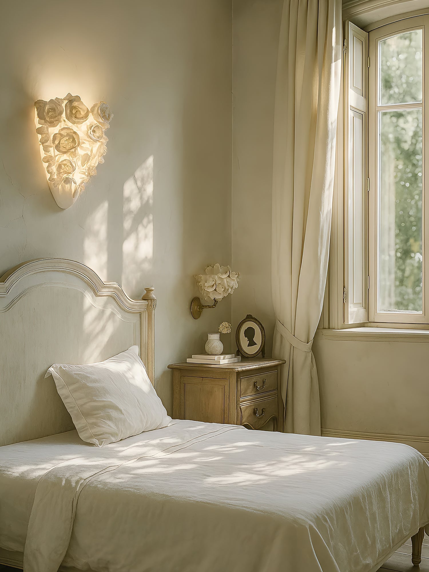 Quirlox Wall Lamp-Neutral Decor