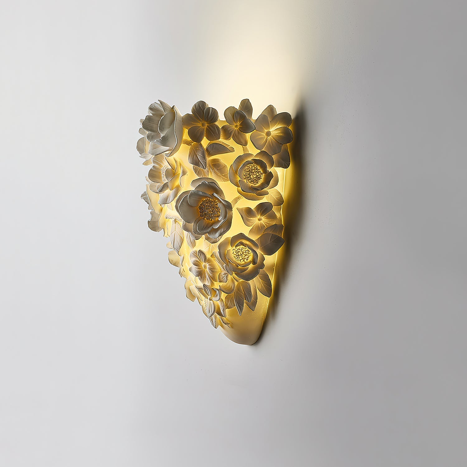 Quirlox Wall Lamp-Neutral Decor