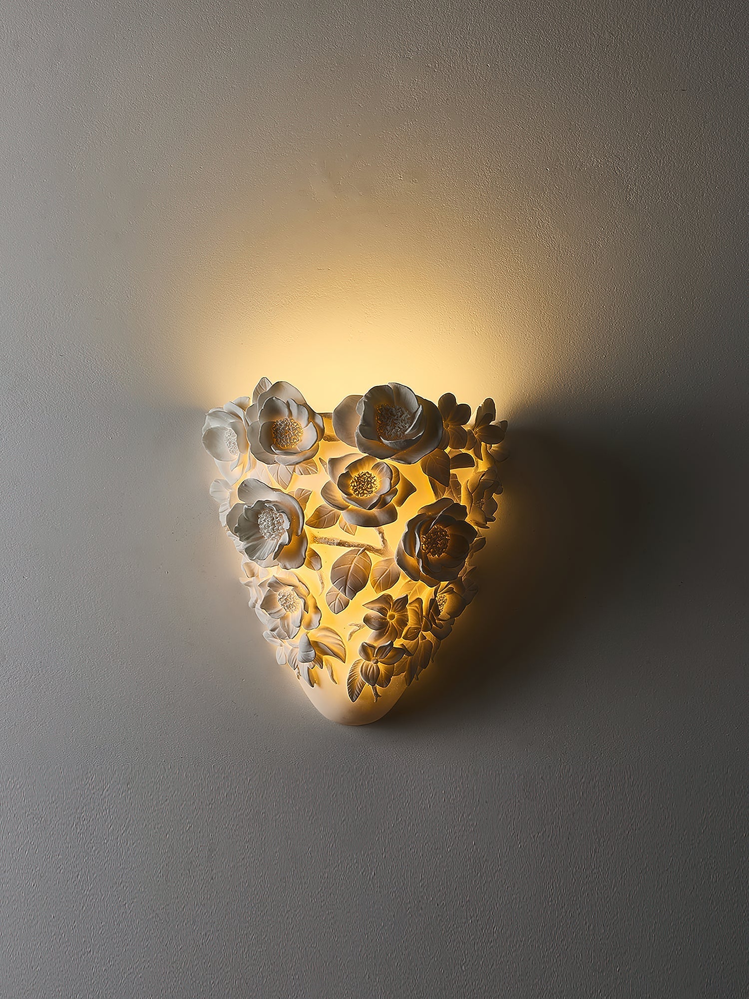 Quirlox Wall Lamp-Neutral Decor