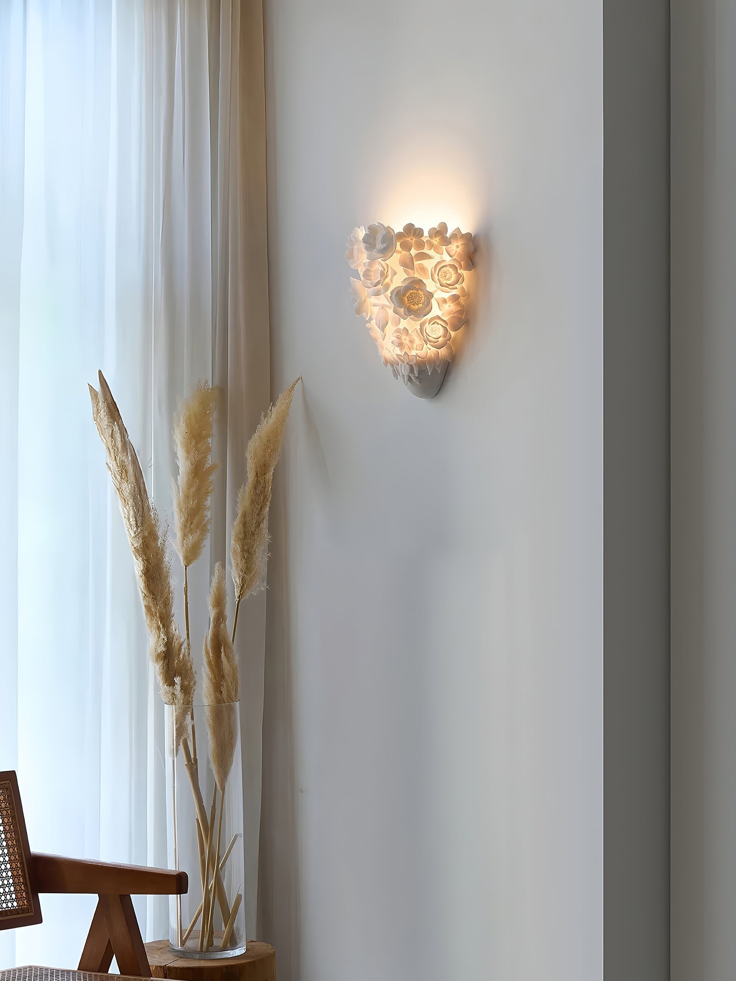 Quirlox Wall Lamp-Neutral Decor
