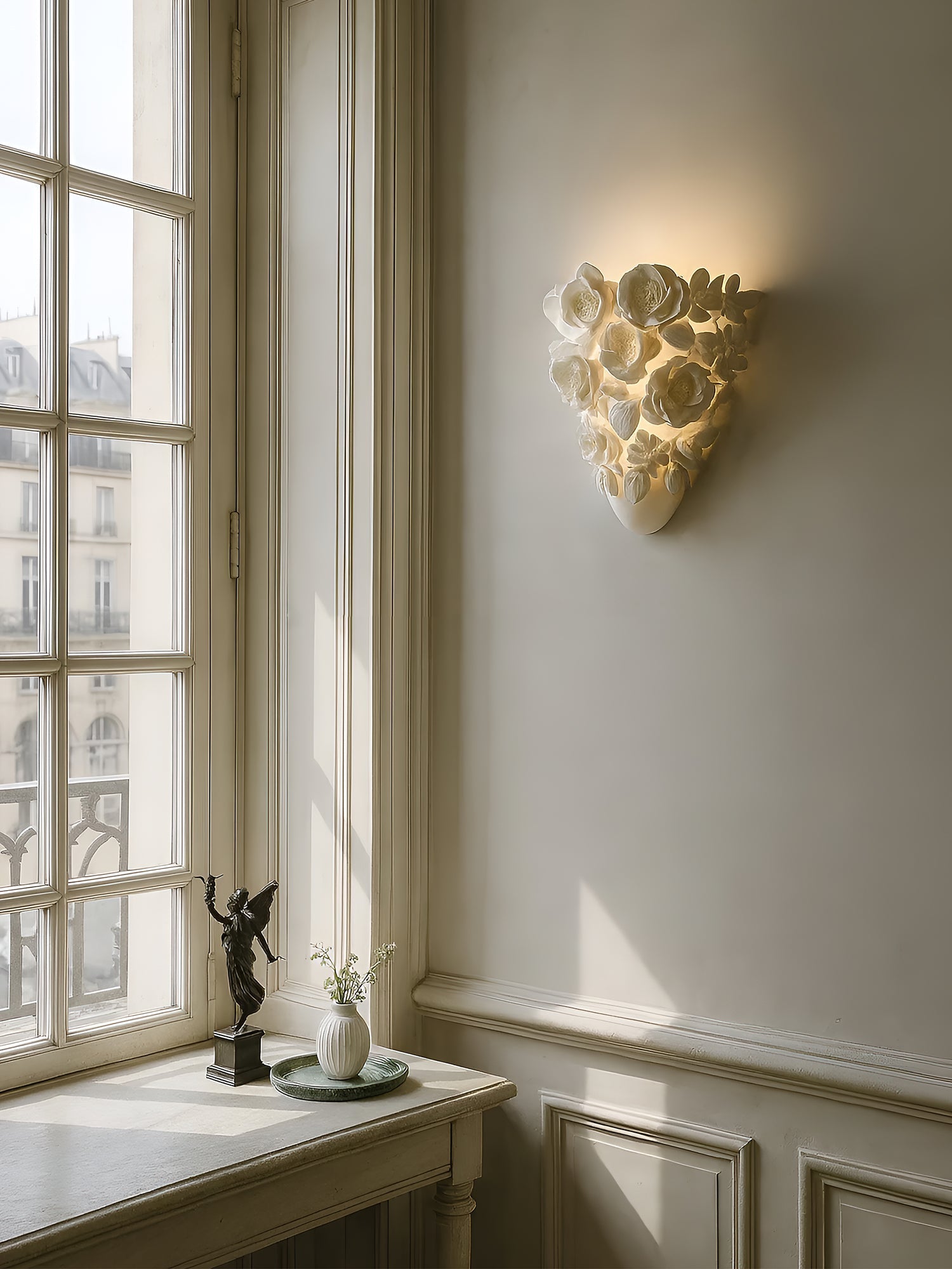 Quirlox Wall Lamp-Neutral Decor