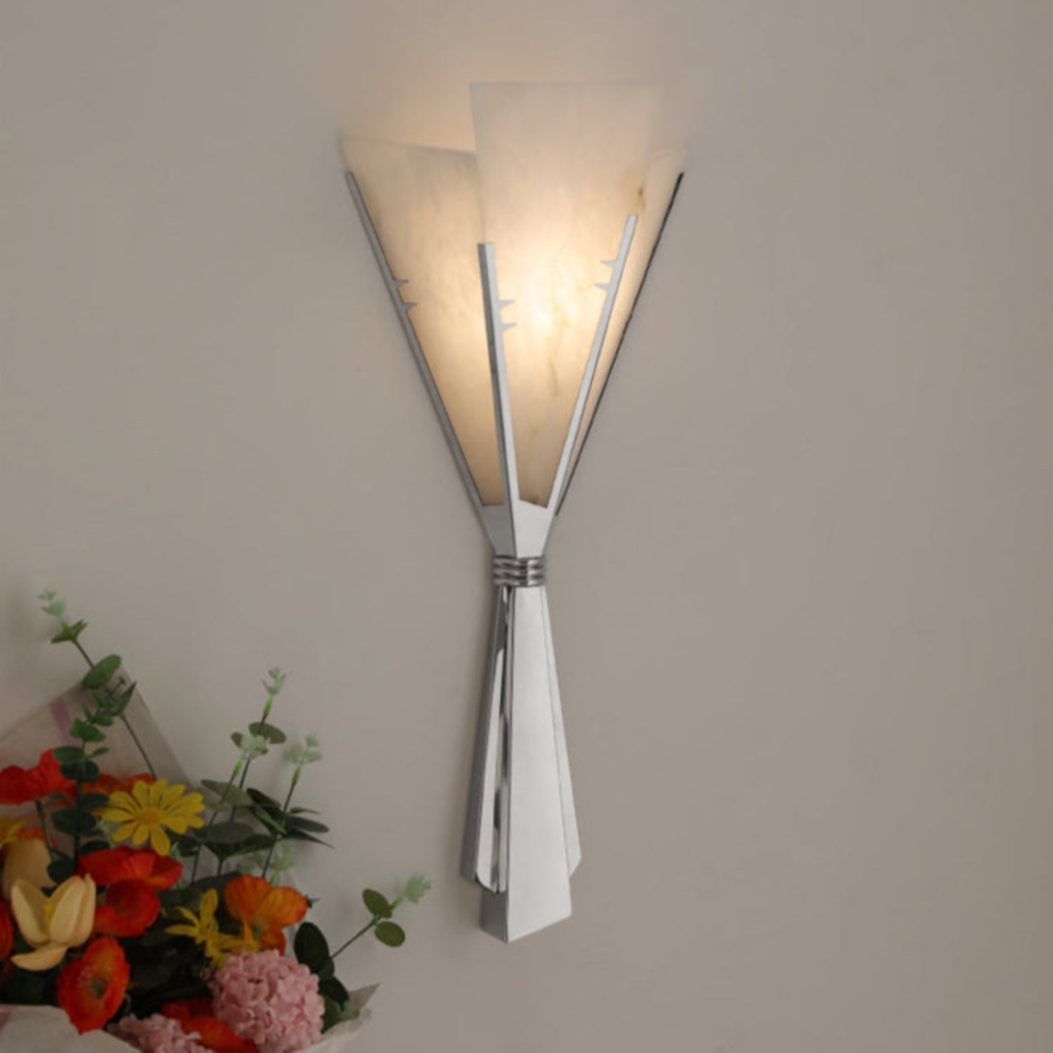 Aura Alabaster Fan Wall Sconce-Neutral Decor