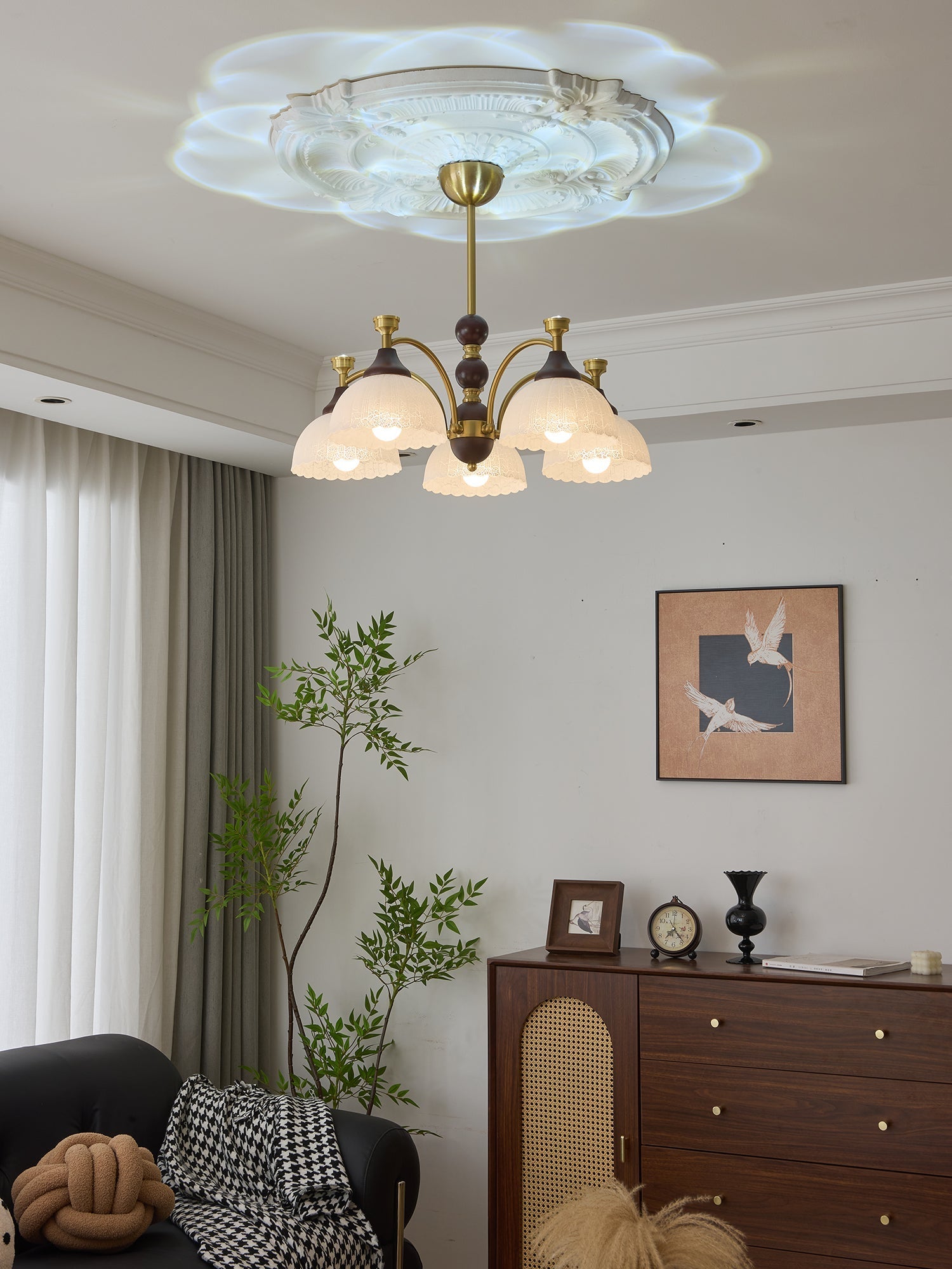 Vosolir Traditional Elegance Wood Chandelier-Neutral Decor