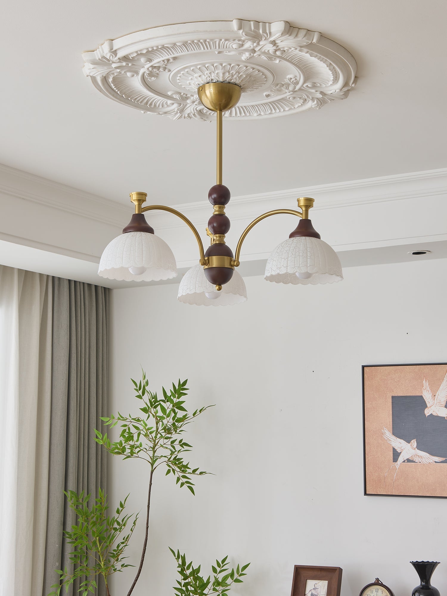 Vosolir Traditional Elegance Wood Chandelier-Neutral Decor