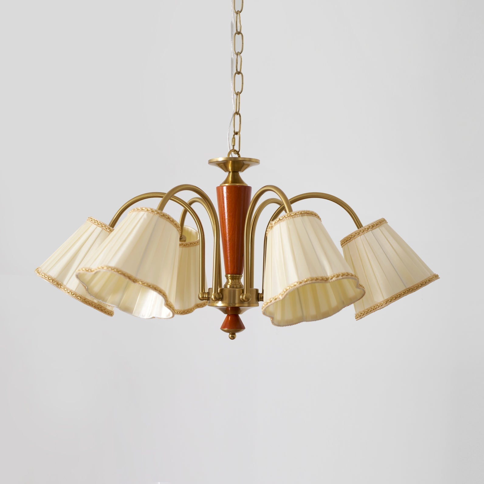 Elijh Vintage Chandelier-Neutral Decor