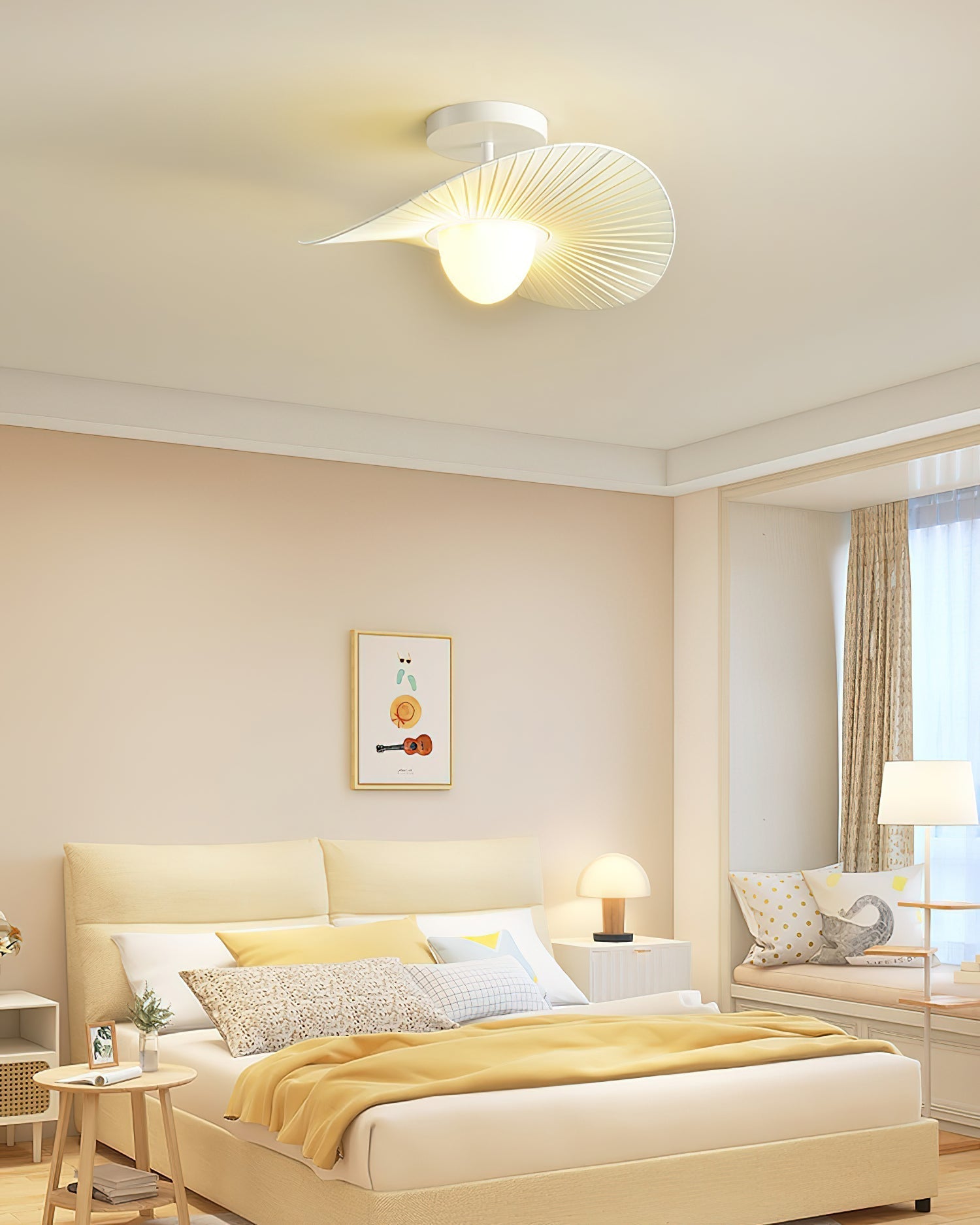 Dora Ceiling Light