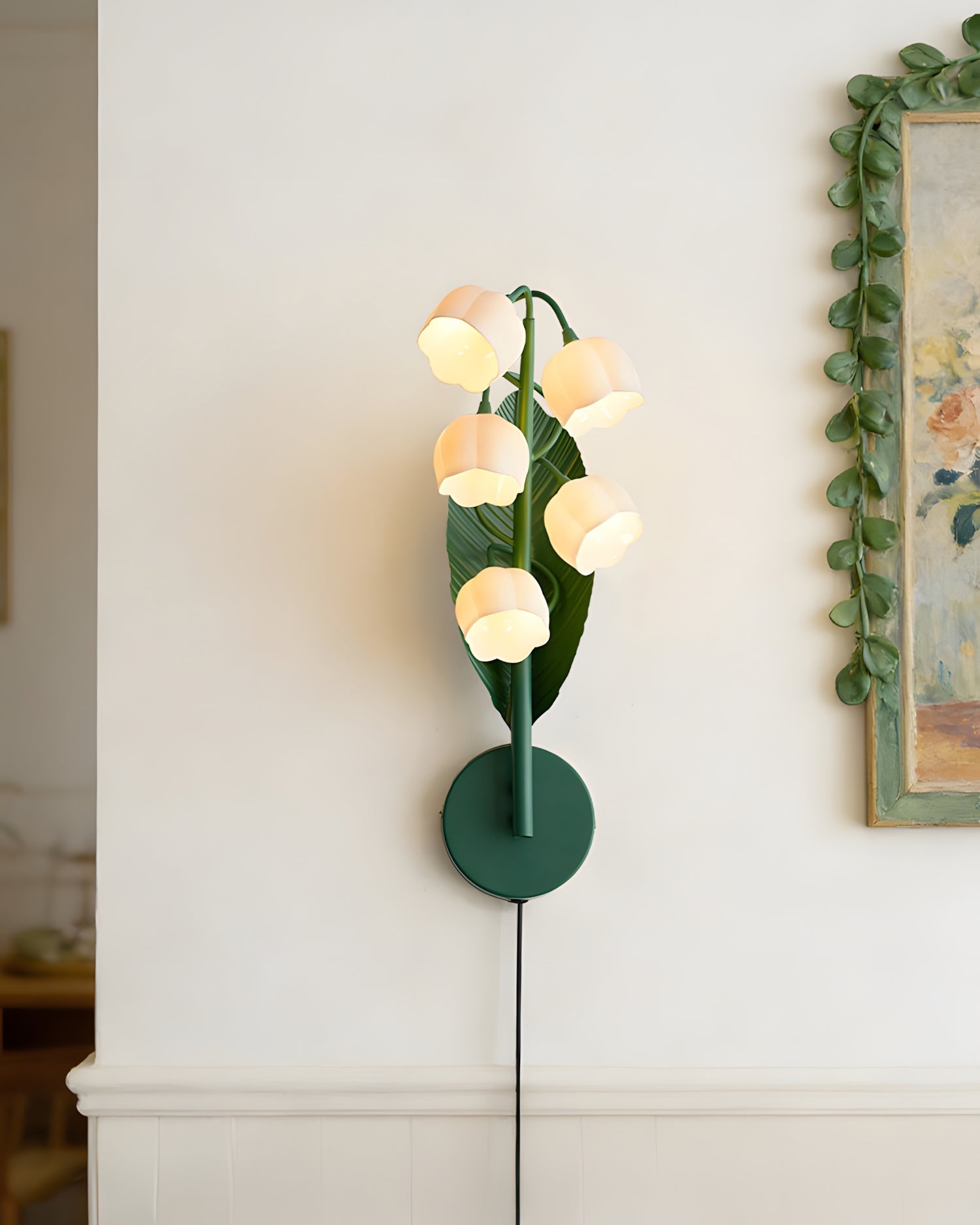 Fiora Wall Light