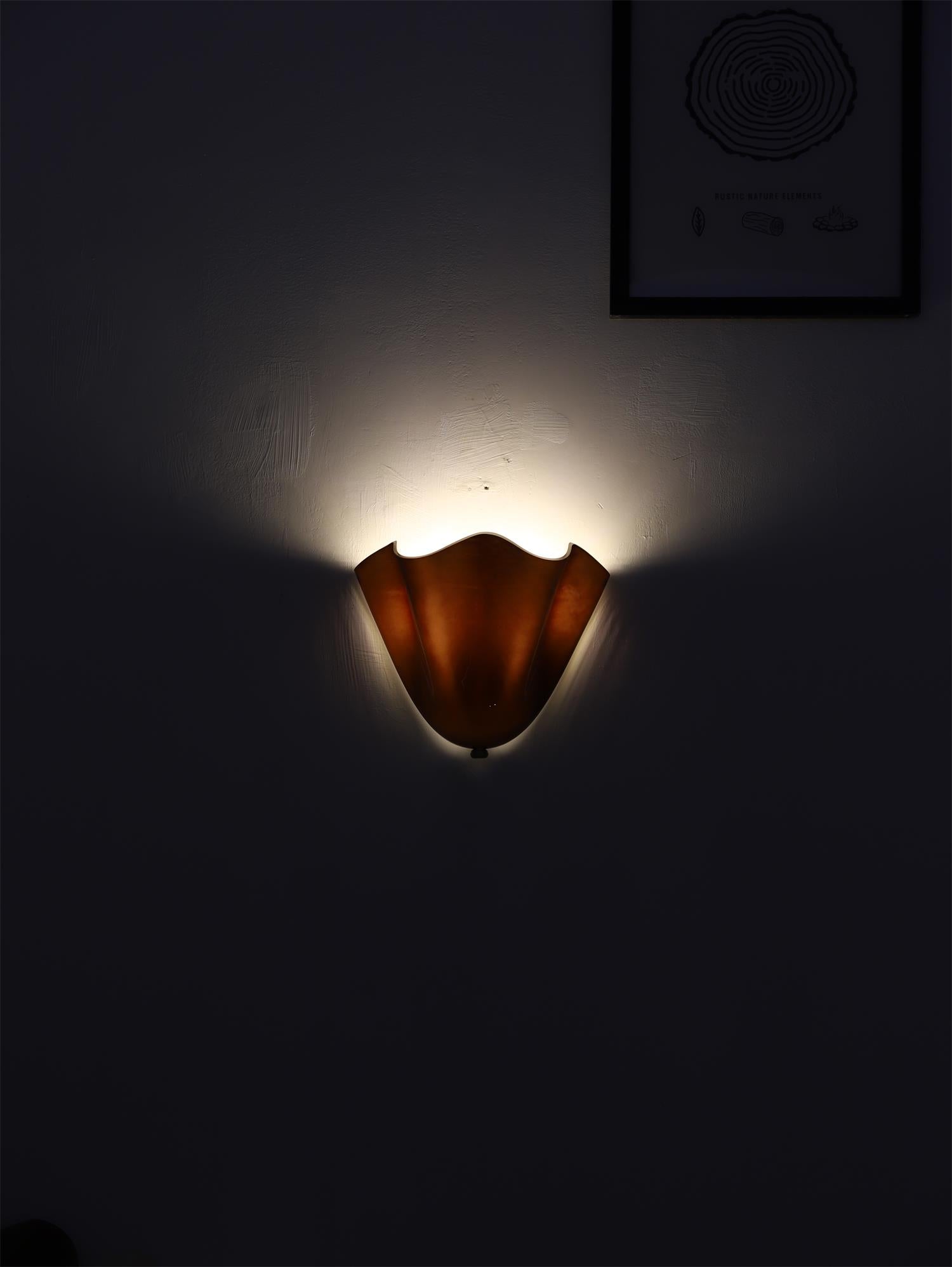 Ulcarisra Glass Wall Lamp-Neutral Decor