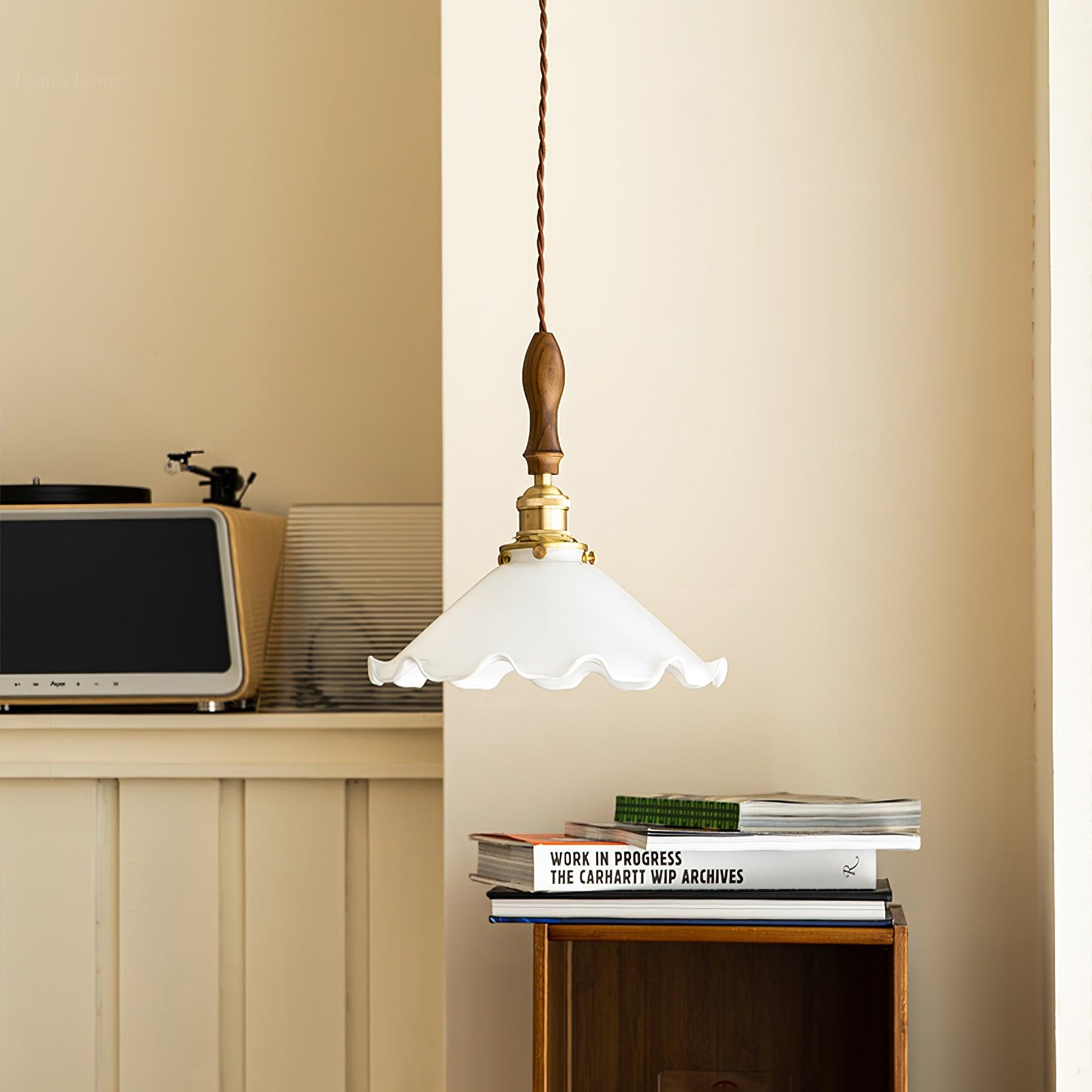 Questa Pendant Lamp Glass Wavy Shade Vintage Living Room-Neutral Decor