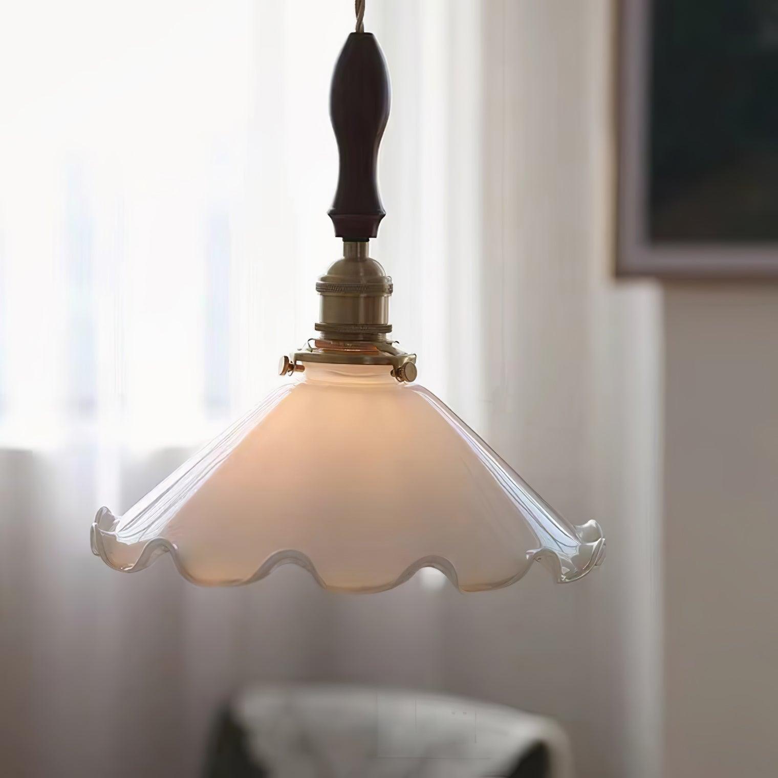 Questa Pendant Lamp Glass Wavy Shade Vintage Living Room-Neutral Decor
