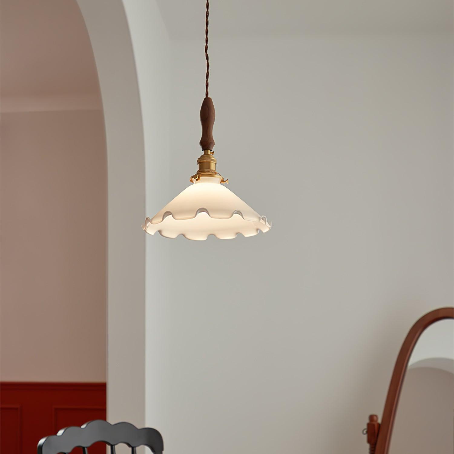 Questa Pendant Lamp Glass Wavy Shade Vintage Living Room-Neutral Decor