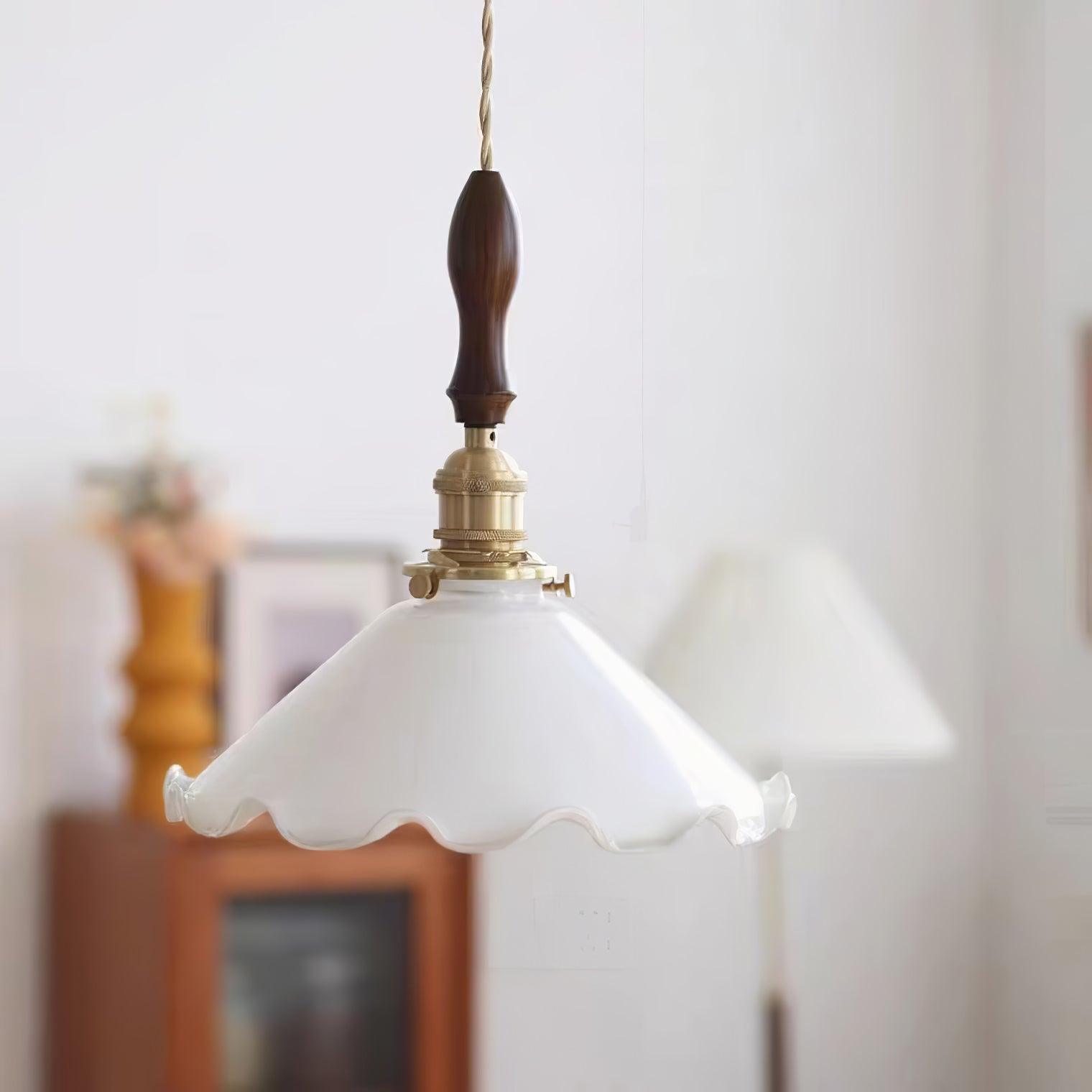 Questa Pendant Lamp Glass Wavy Shade Vintage Living Room-Neutral Decor
