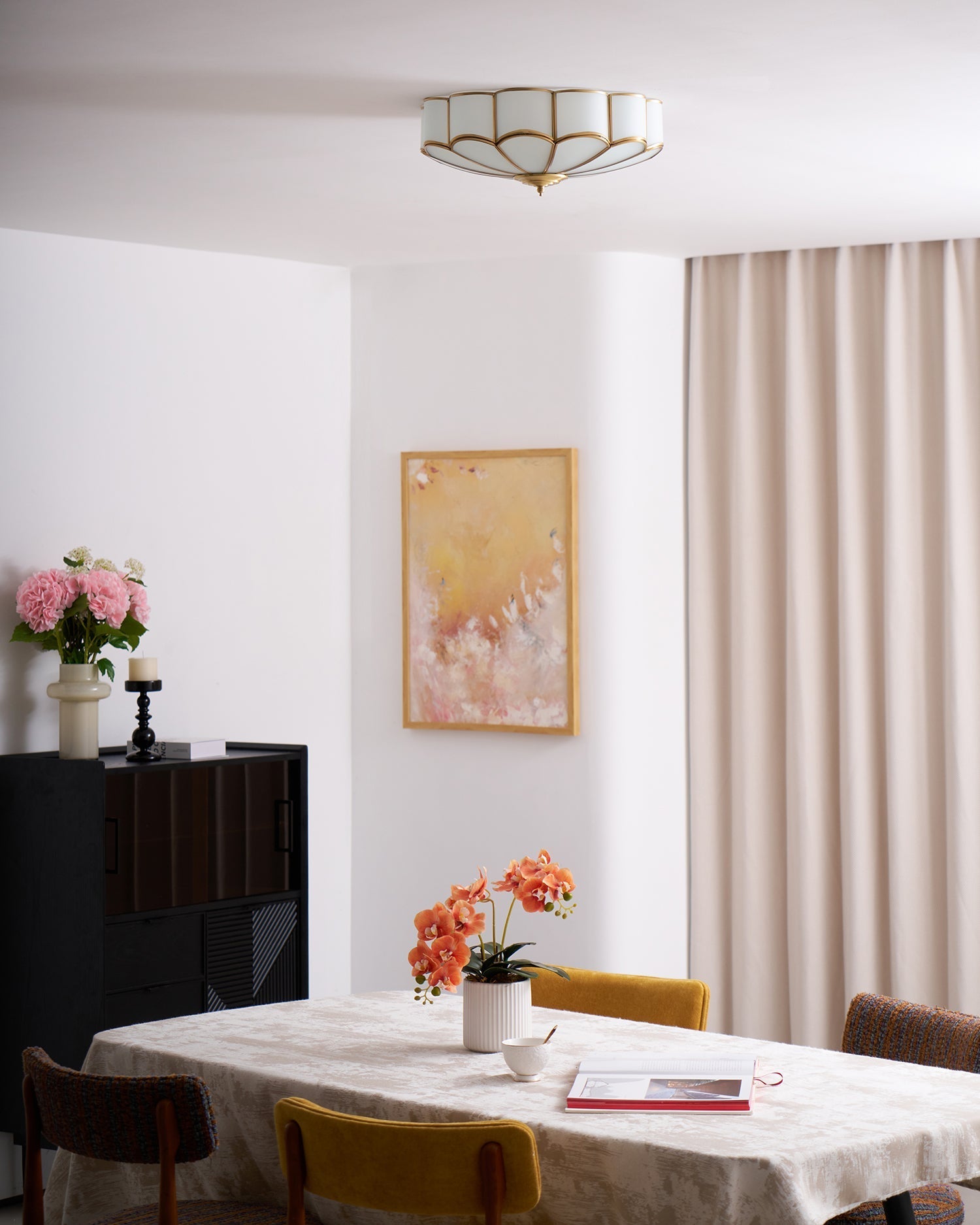 Lustra Ceiling Light Flower Shape Glass Brass-Neutral Decor