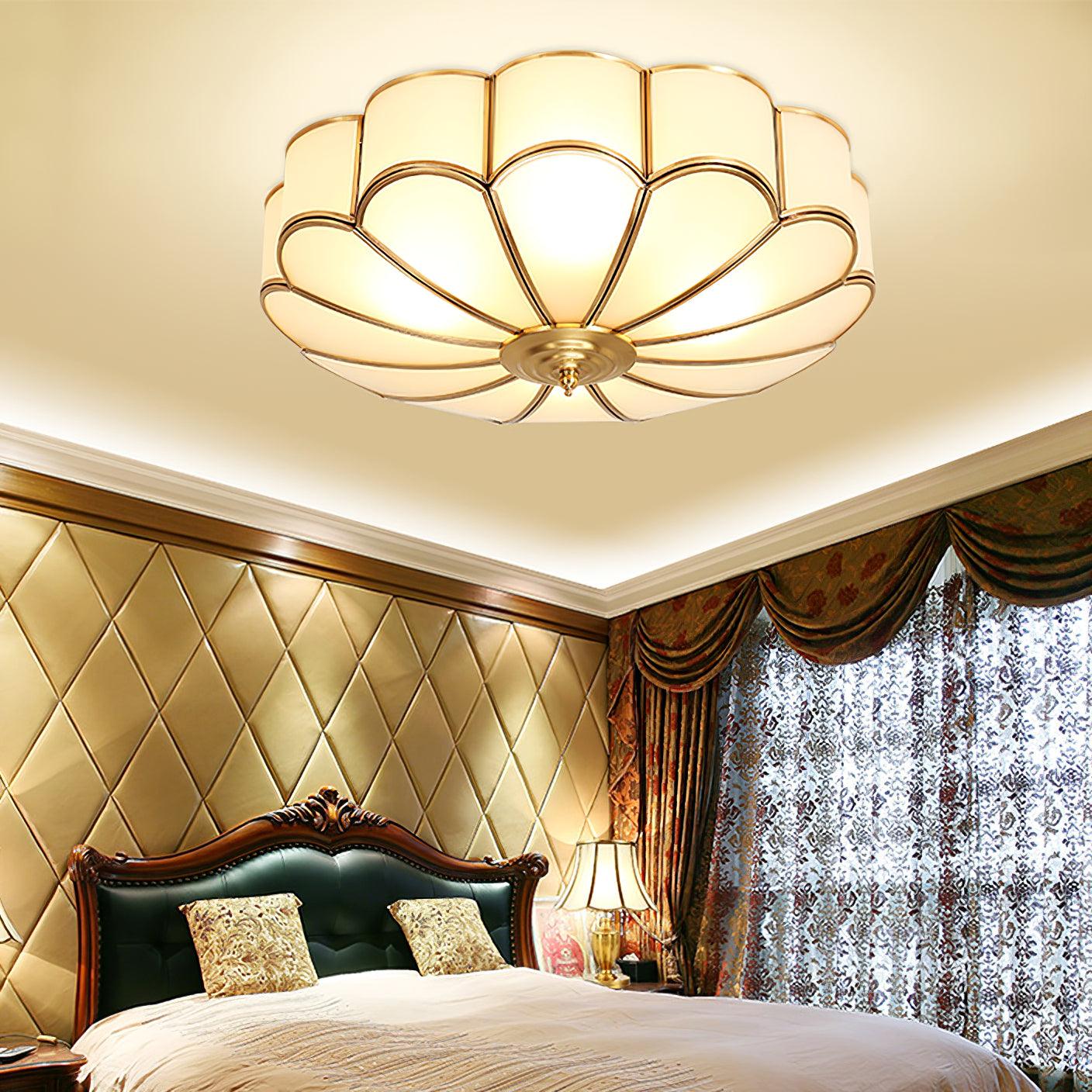 Lustra Ceiling Light Flower Shape Glass Brass-Neutral Decor