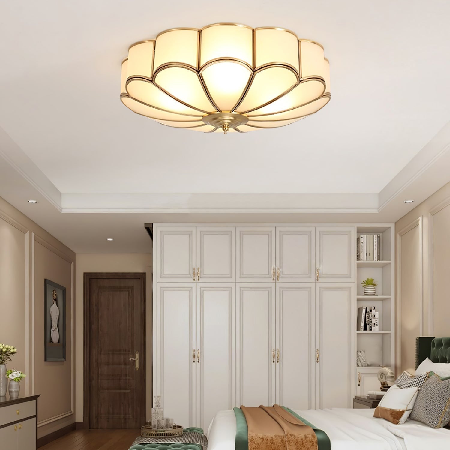 Lustra Ceiling Light Flower Shape Glass Brass-Neutral Decor