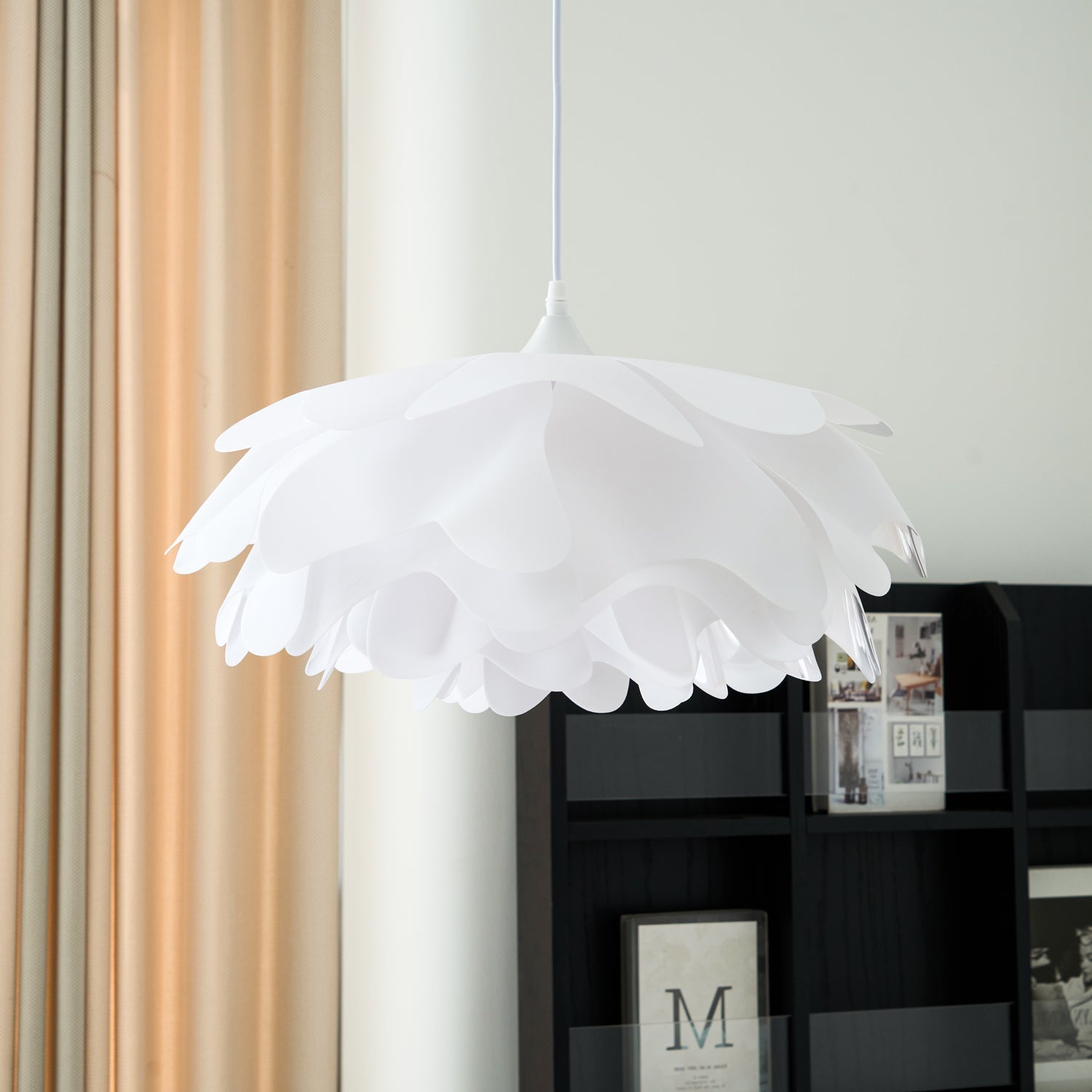 Niv Floral Pendant Lamp-Neutral Decor