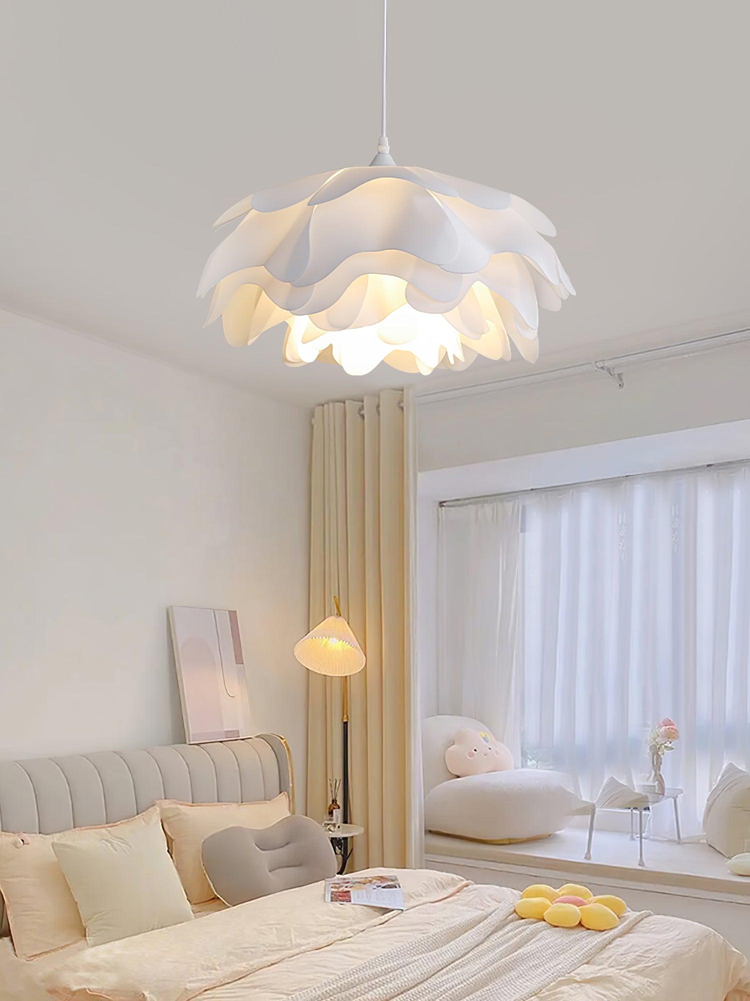 Niv Floral Pendant Lamp-Neutral Decor