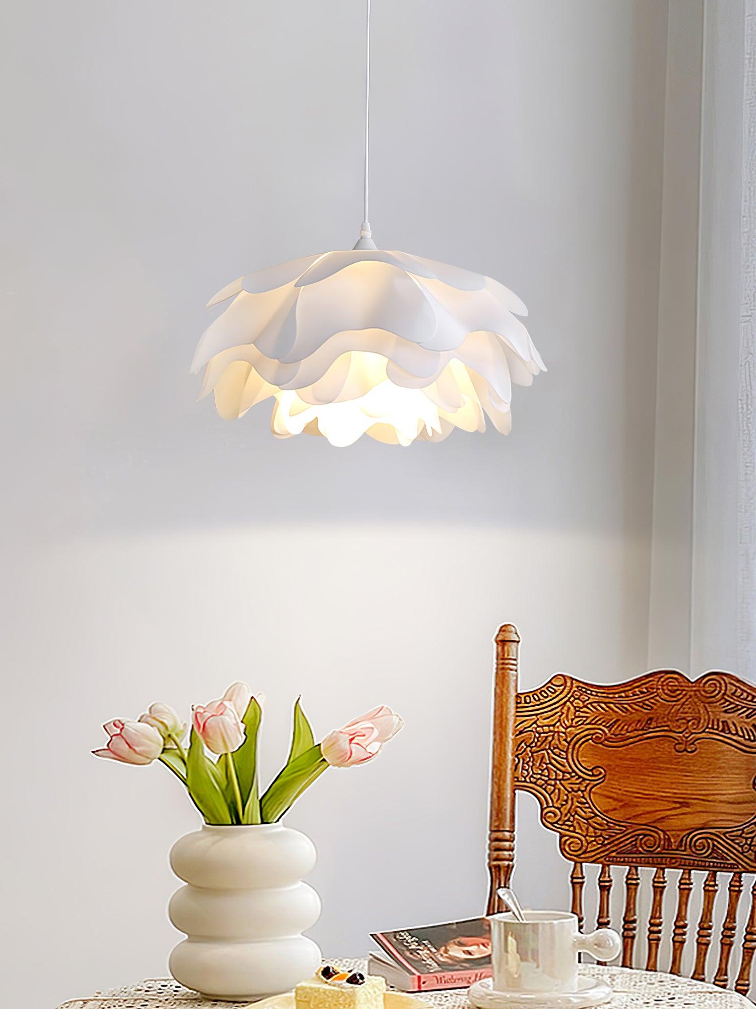 Niv Floral Pendant Lamp-Neutral Decor