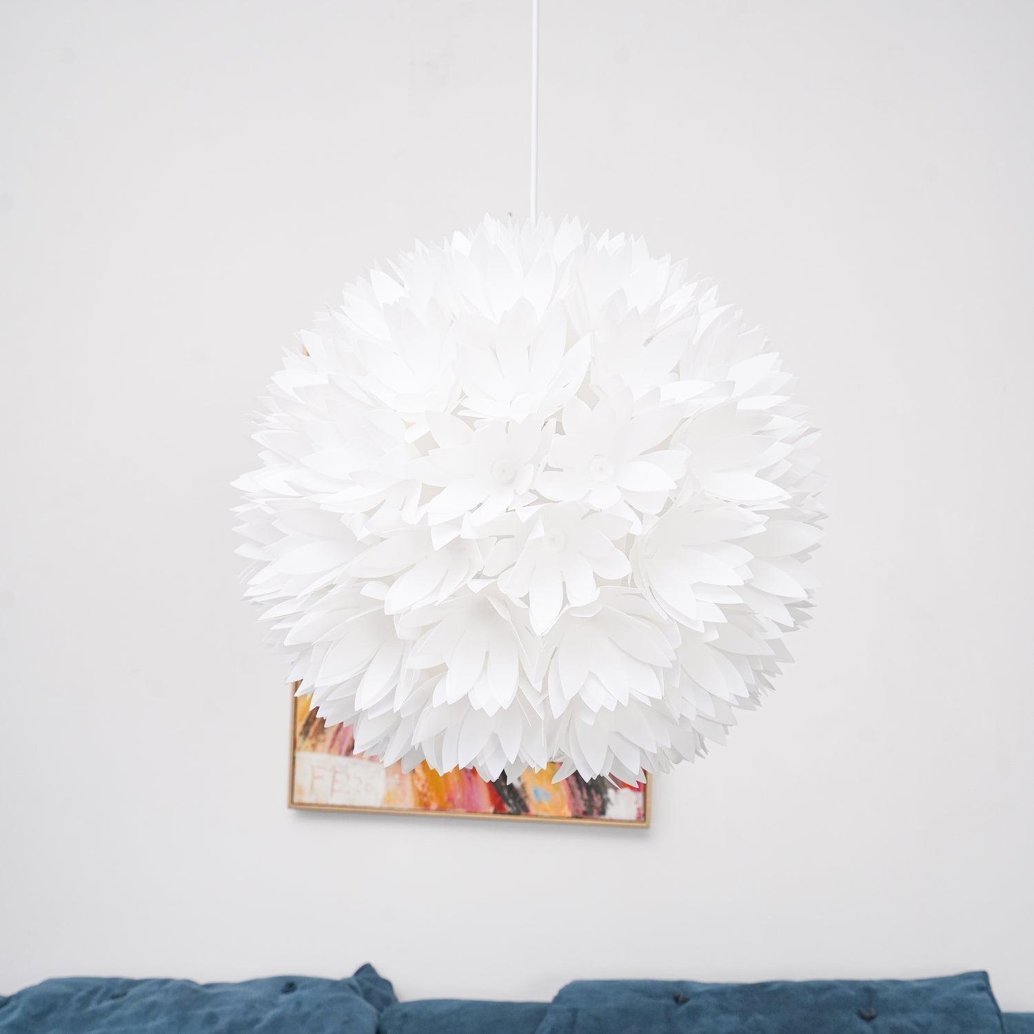 Qrathen Nordic Art Flowers Ball Pendant Light-Neutral Decor