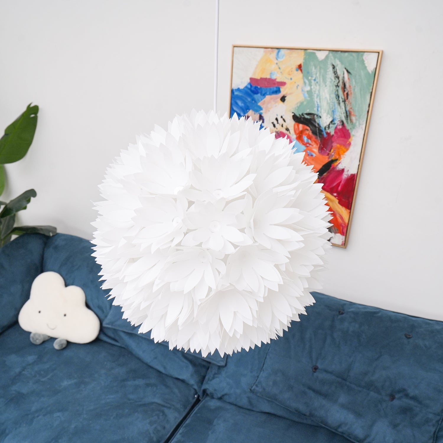 Qrathen Nordic Art Flowers Ball Pendant Light-Neutral Decor