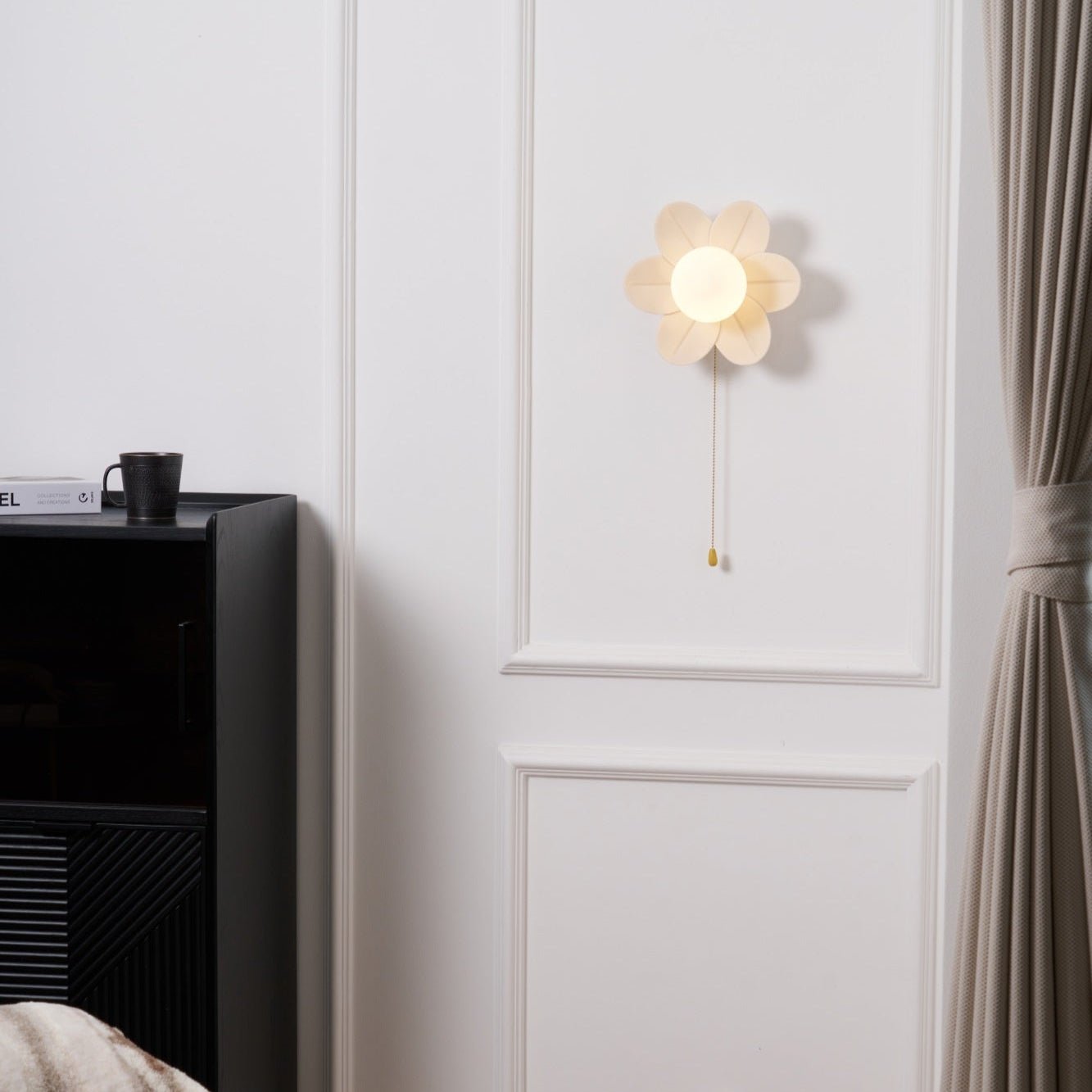 Bov Nordic Art Flowers Resin Wall Lamp-Neutral Decor