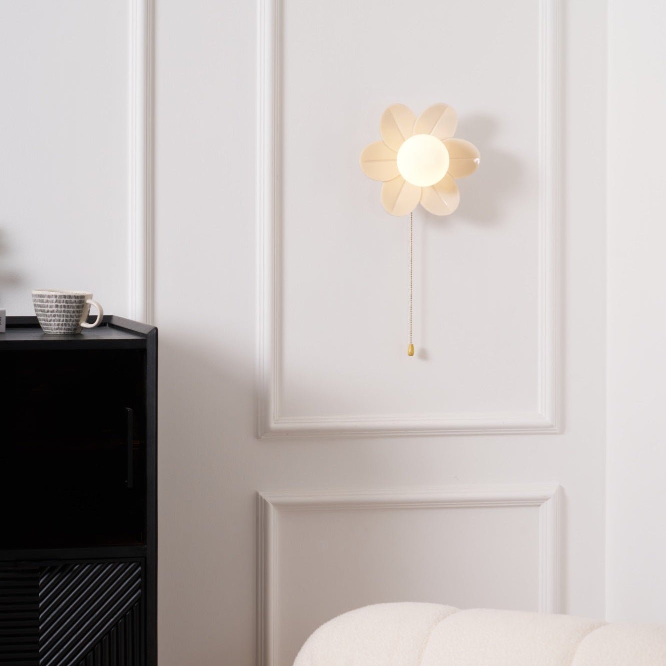 Bov Nordic Art Flowers Resin Wall Lamp-Neutral Decor