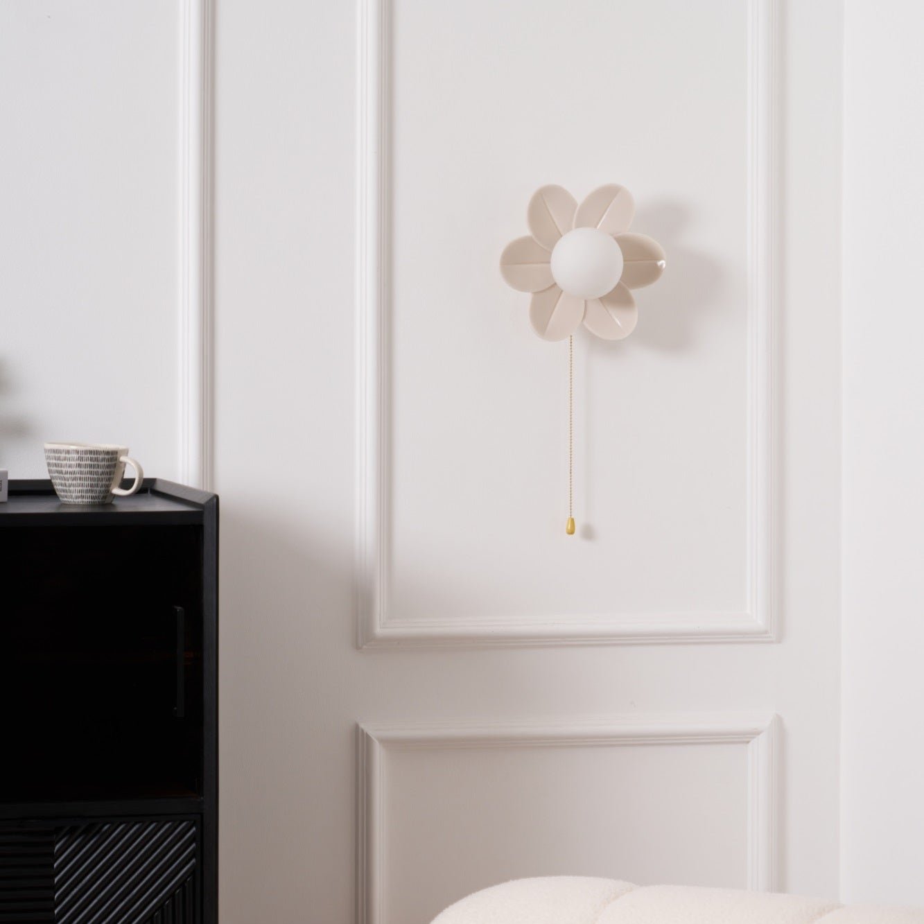 Bov Nordic Art Flowers Resin Wall Lamp-Neutral Decor